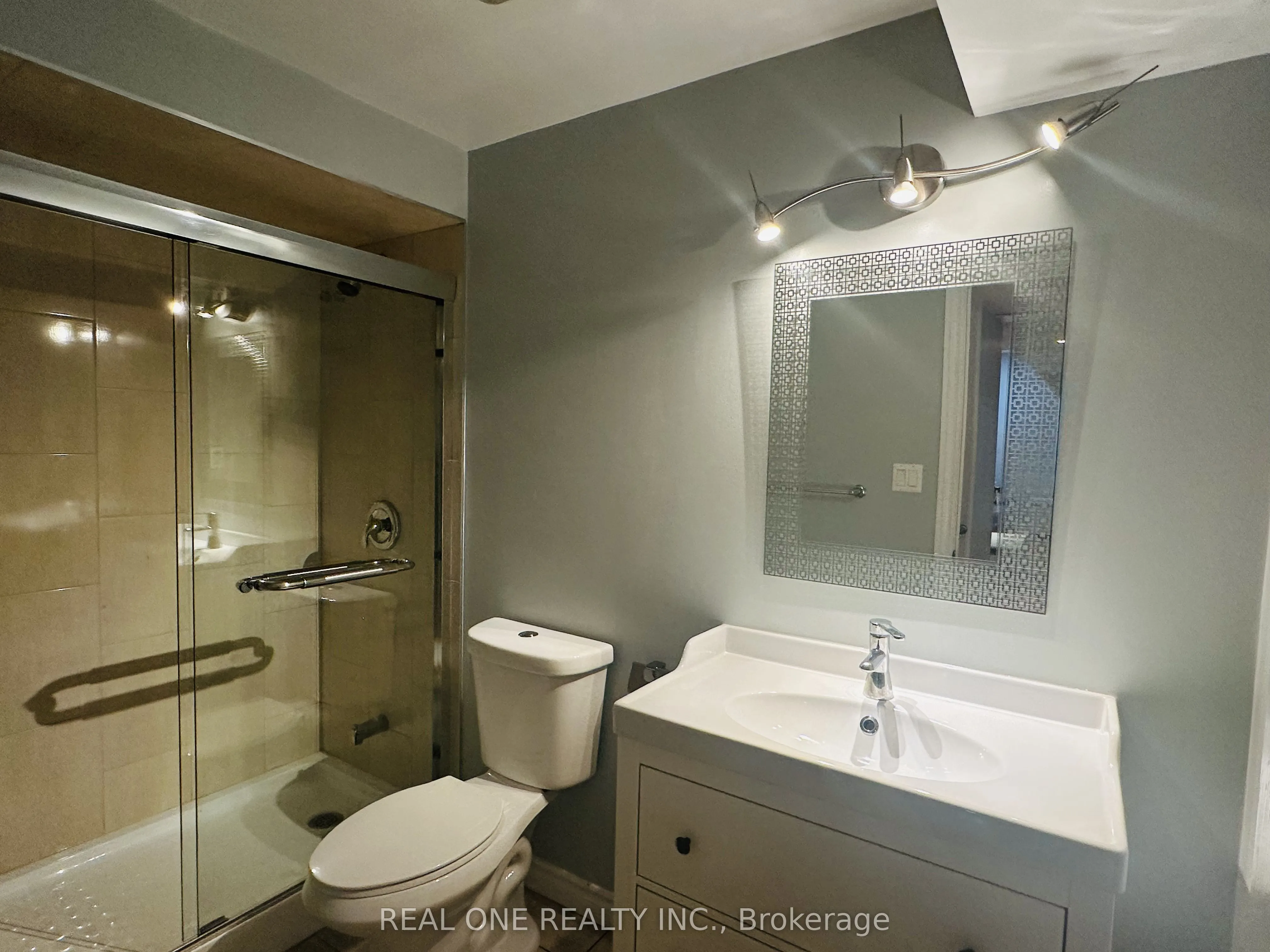 3829 Quiet Creek Drive