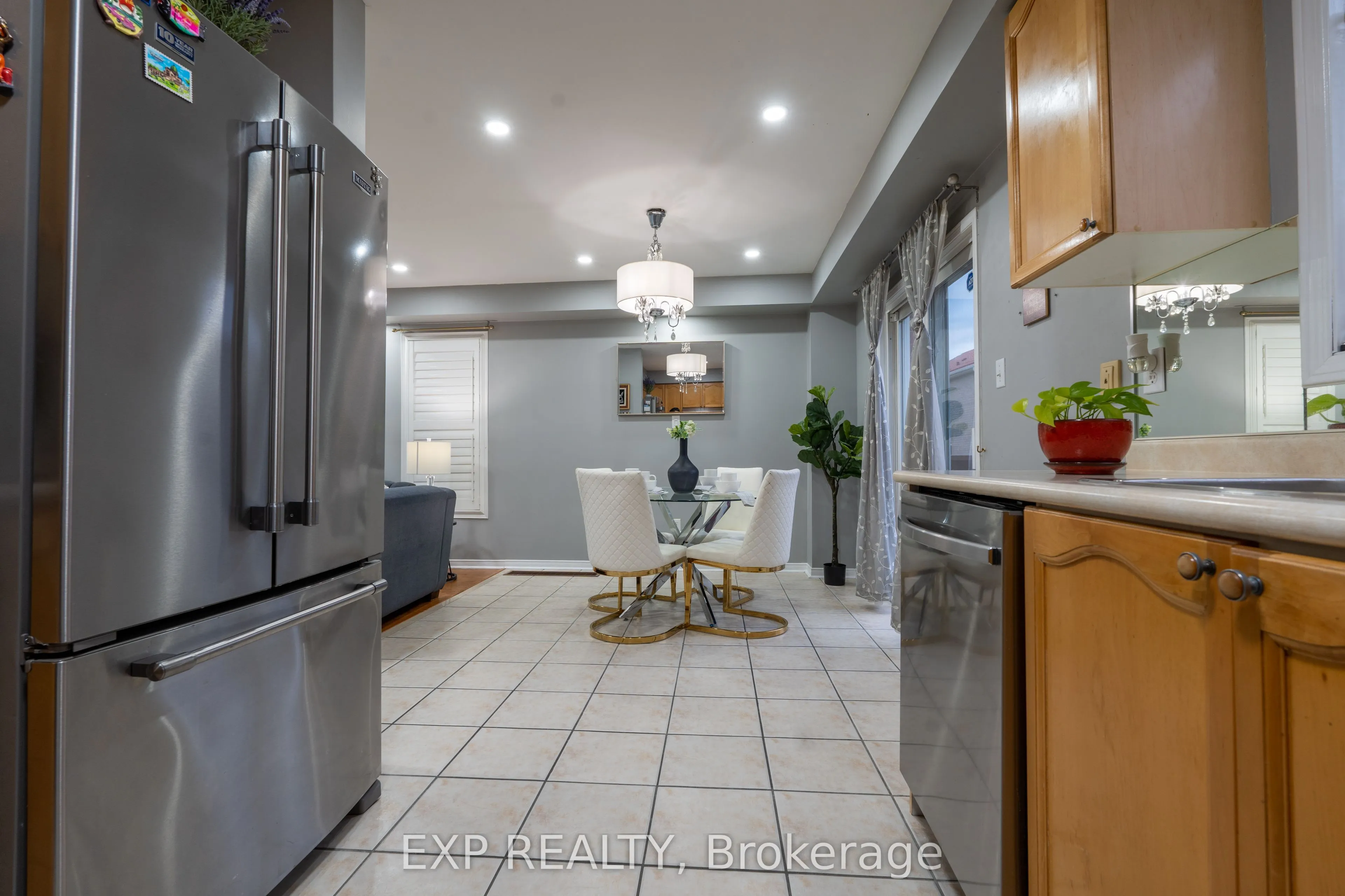 37 Farthingale Crescent