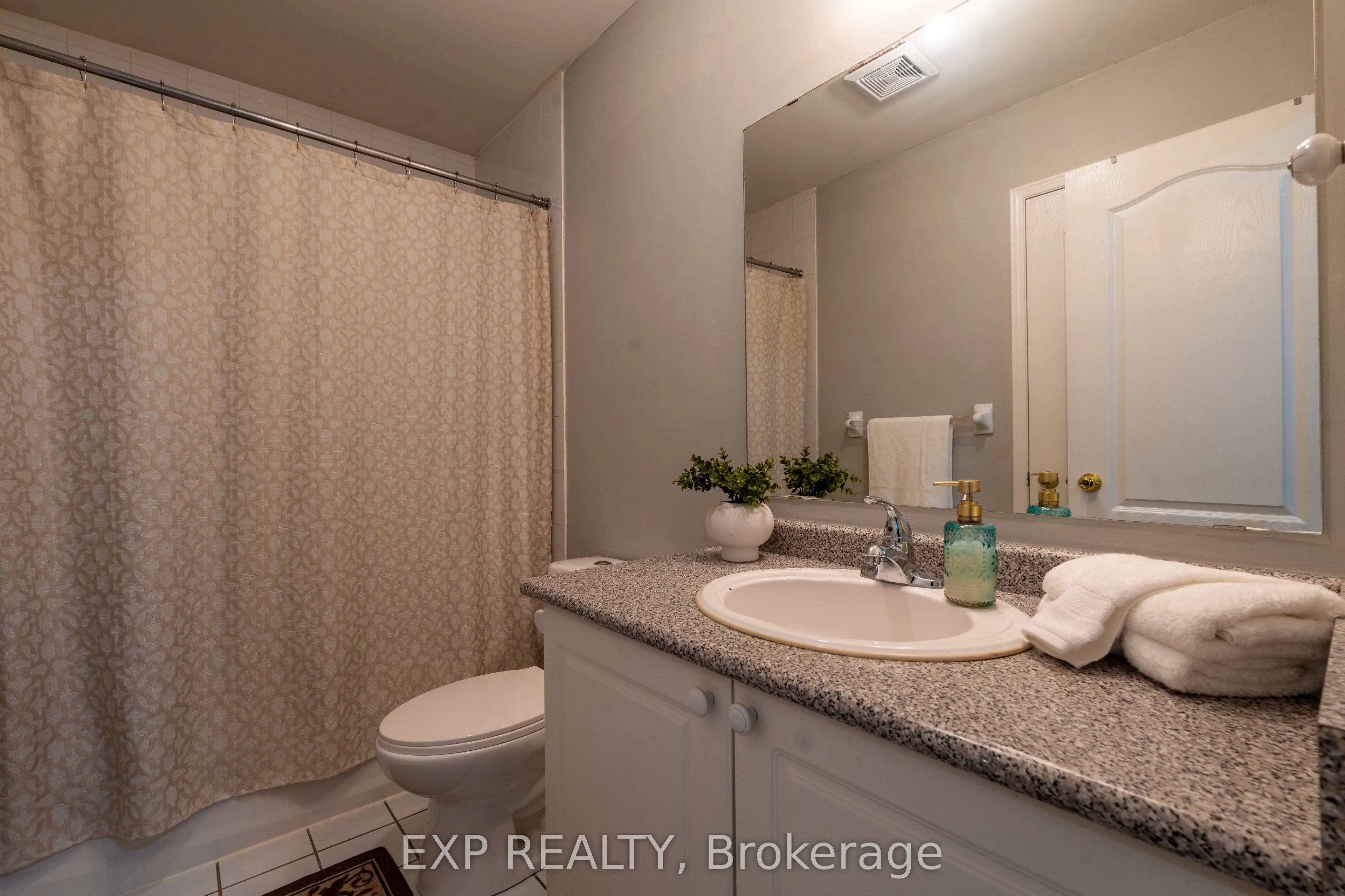 37 Farthingale Crescent