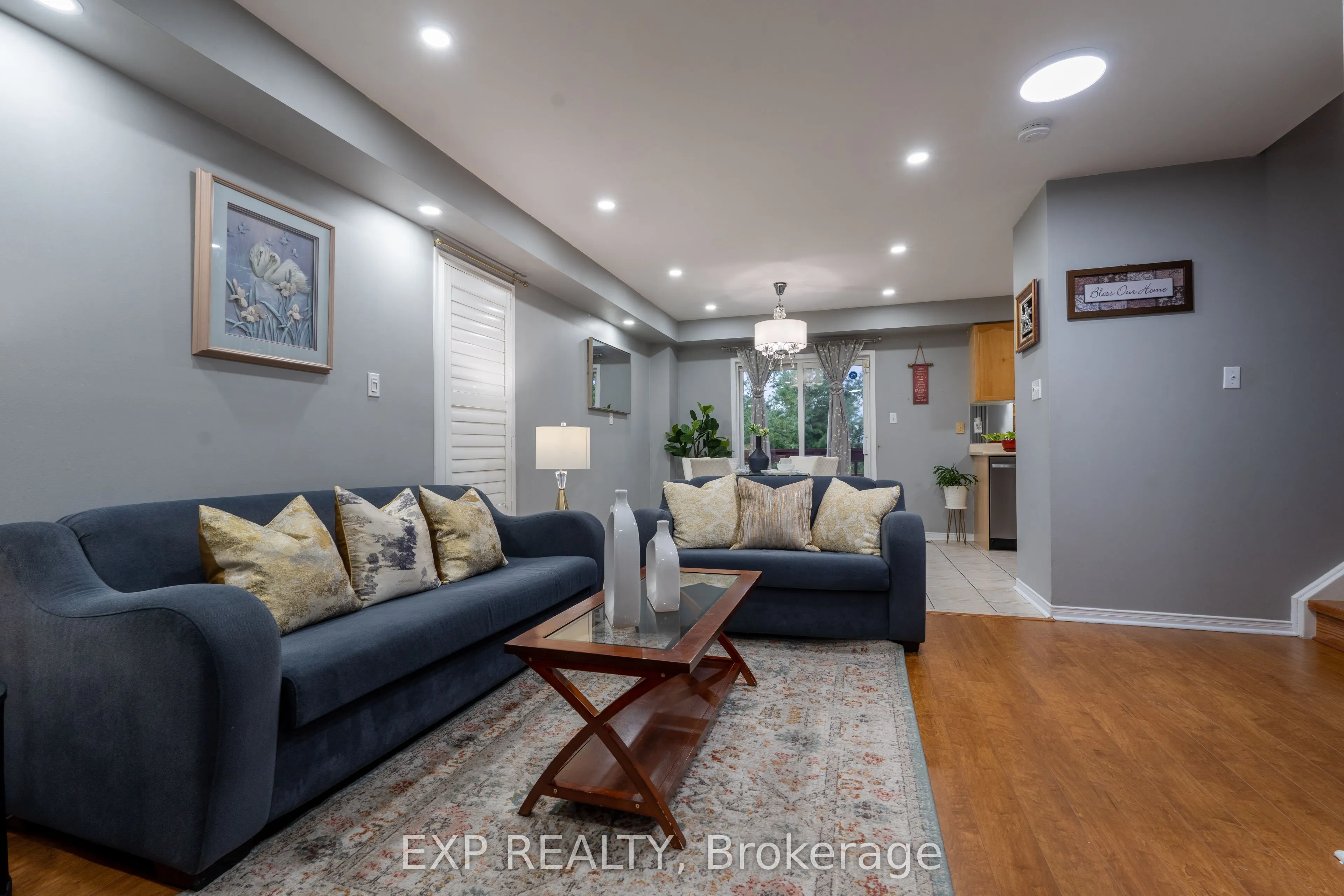 37 Farthingale Crescent