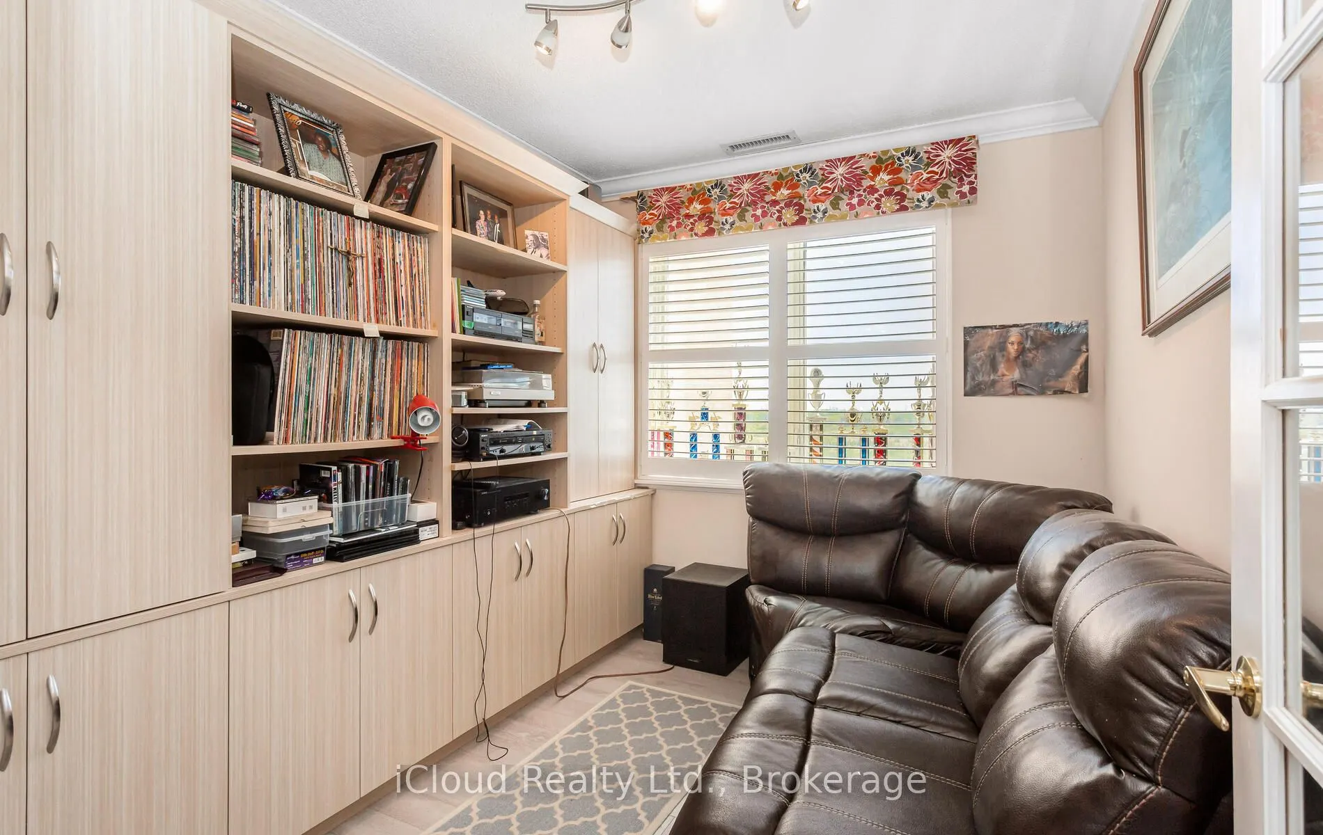 10 Dayspring Circle, #606