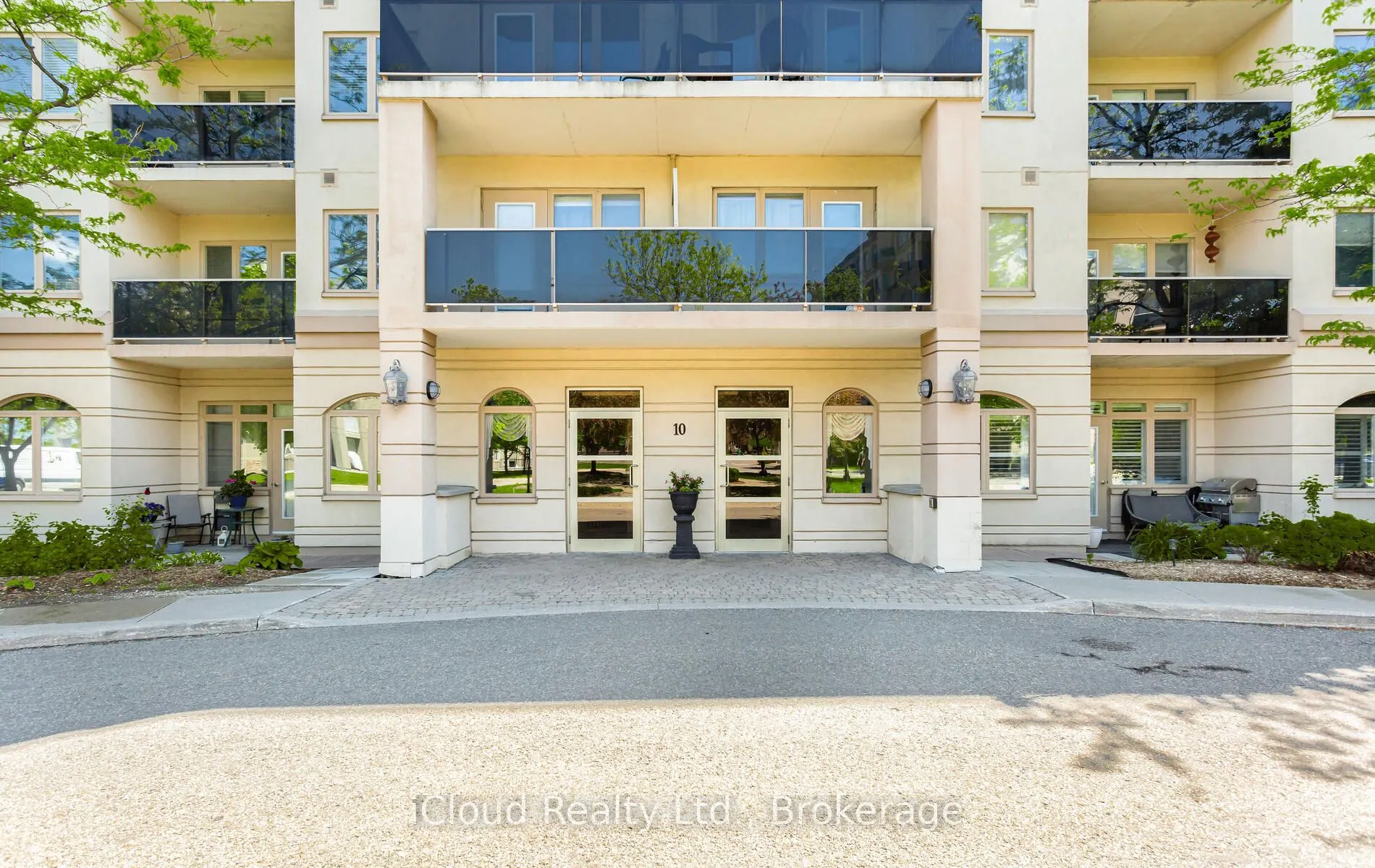 10 Dayspring Circle, #606