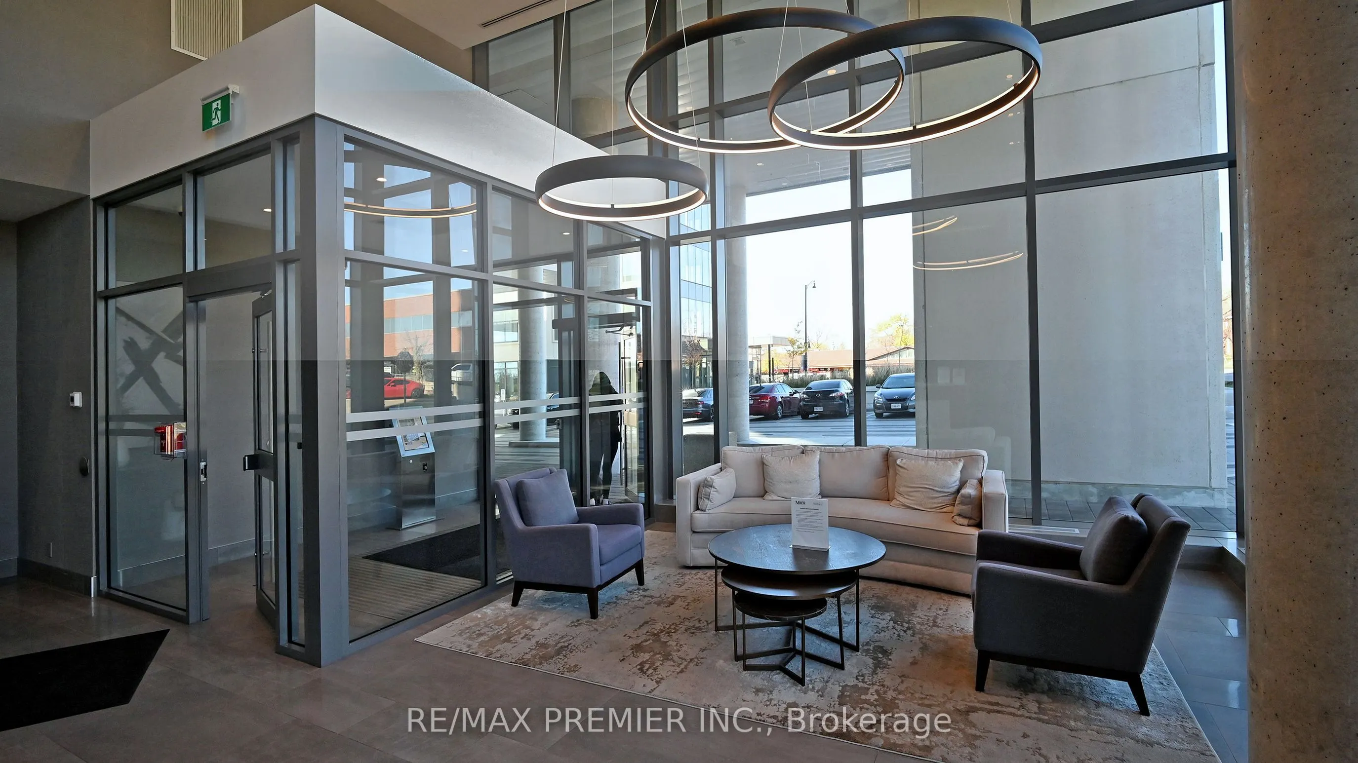 15 Lynch Street, #808