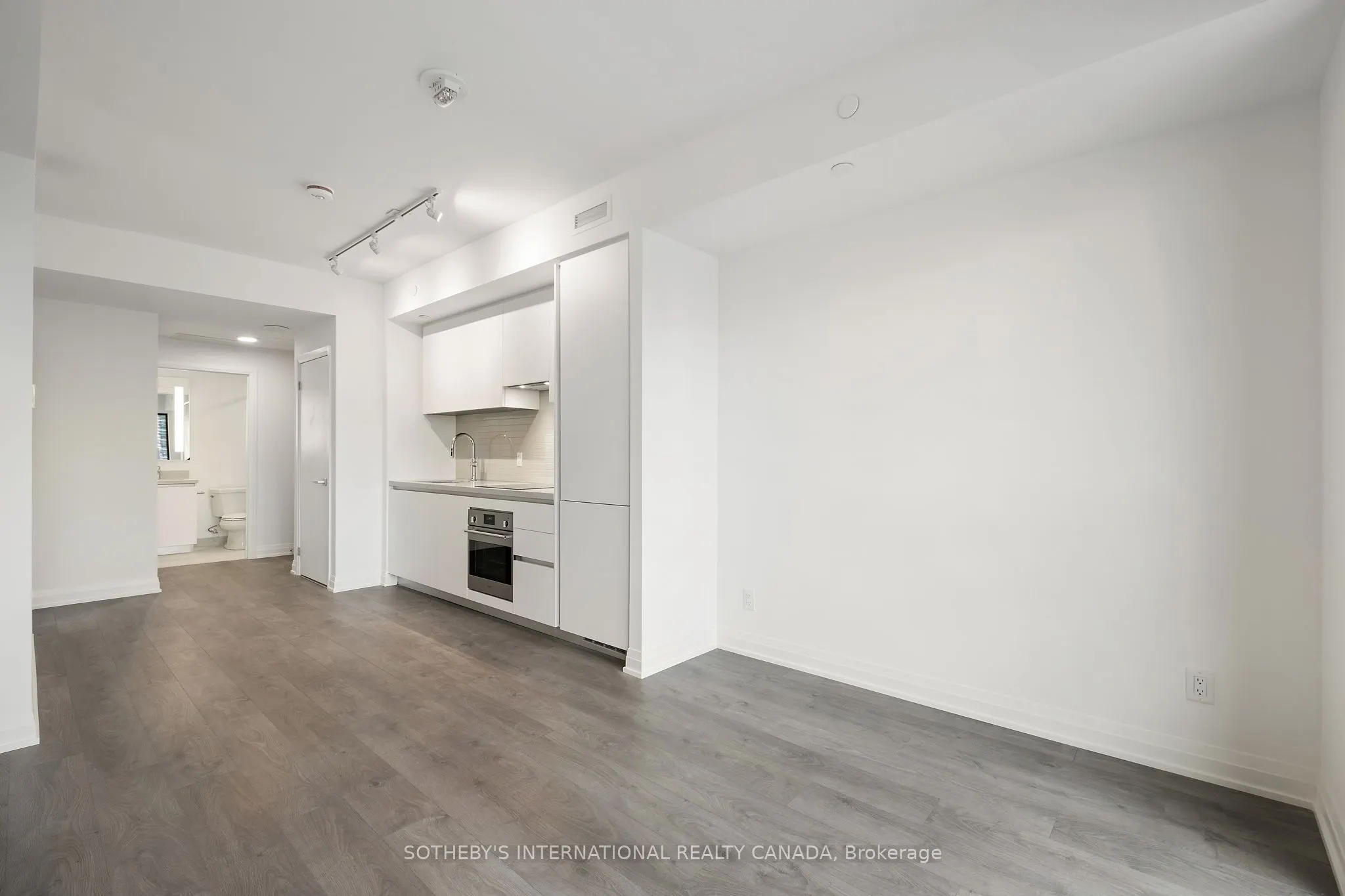 4015 The Exchange Street, #2107