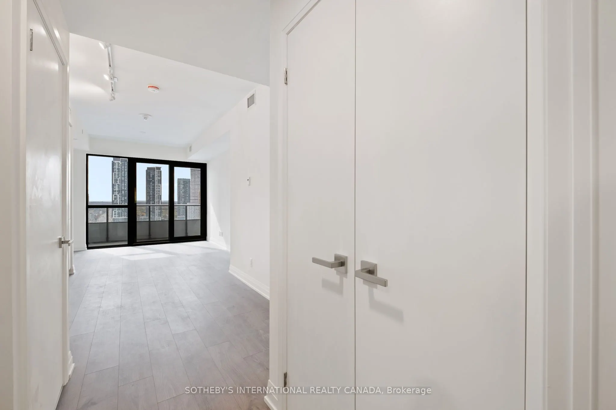 4015 The Exchange Street, #2107