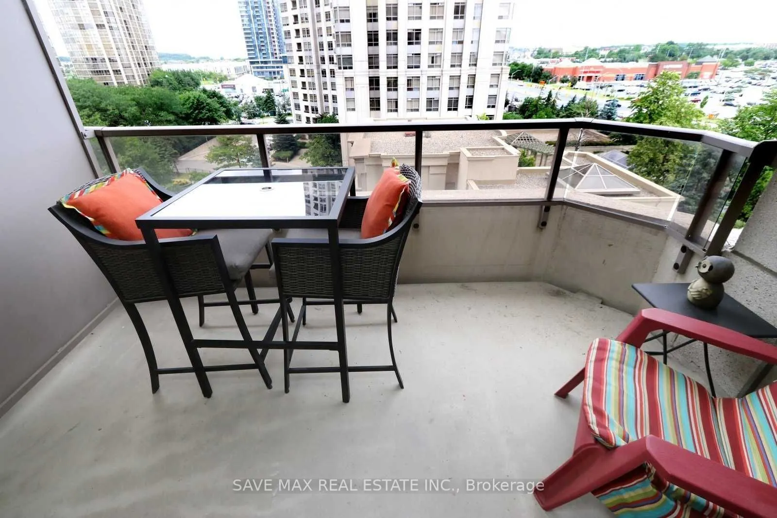 25 Kingsbridge Garden Circle, #723