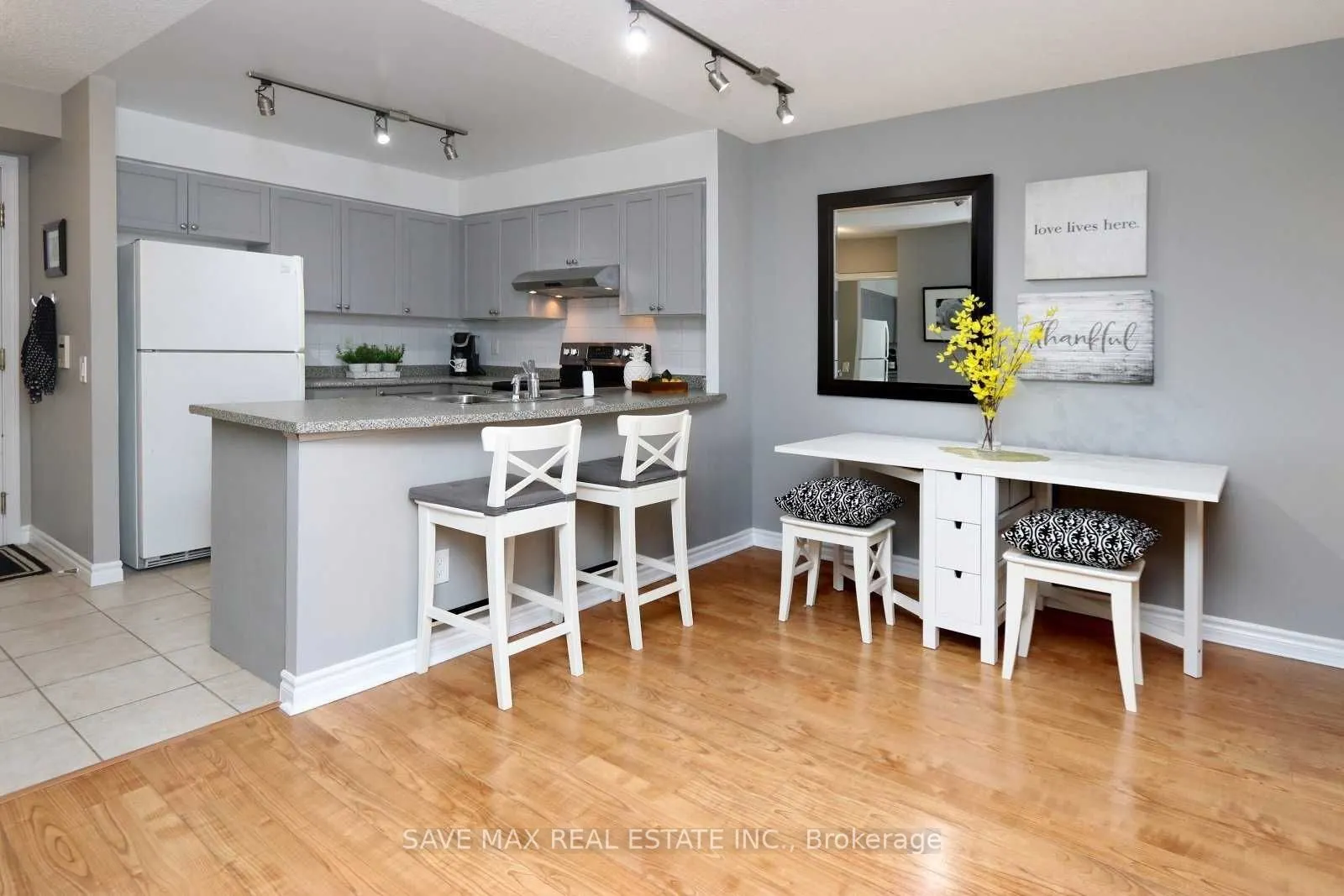 25 Kingsbridge Garden Circle, #723