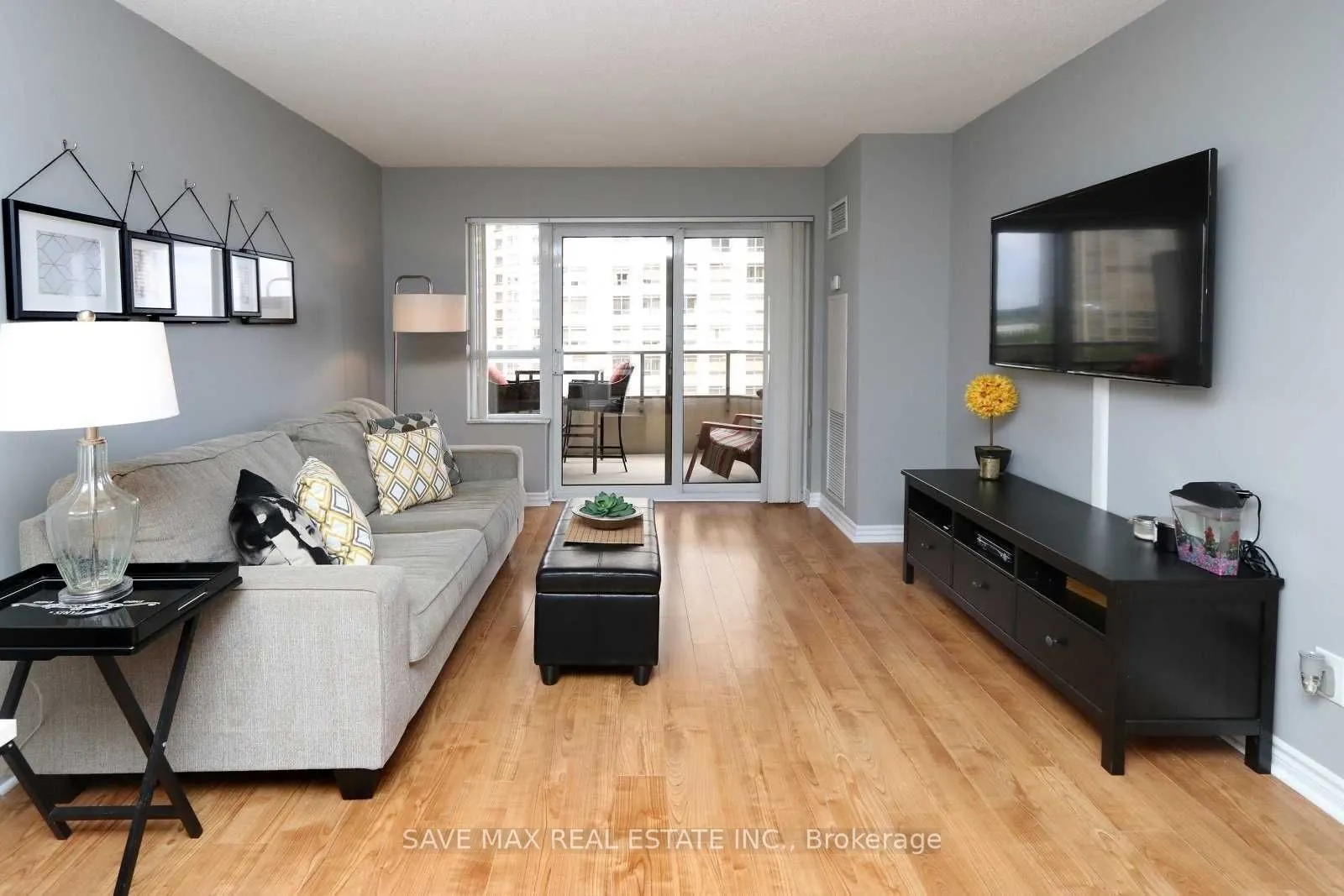 25 Kingsbridge Garden Circle, #723