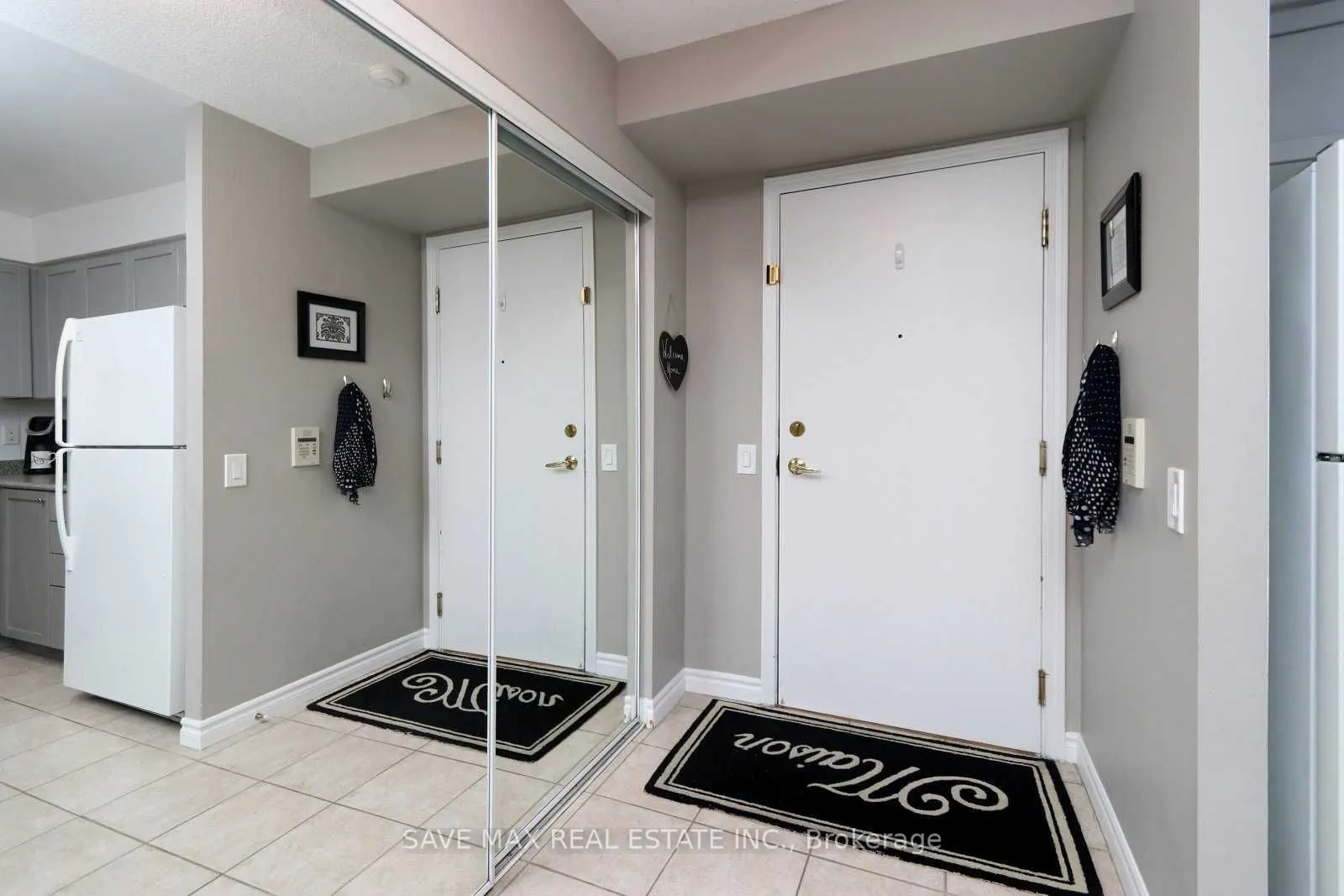 25 Kingsbridge Garden Circle, #723