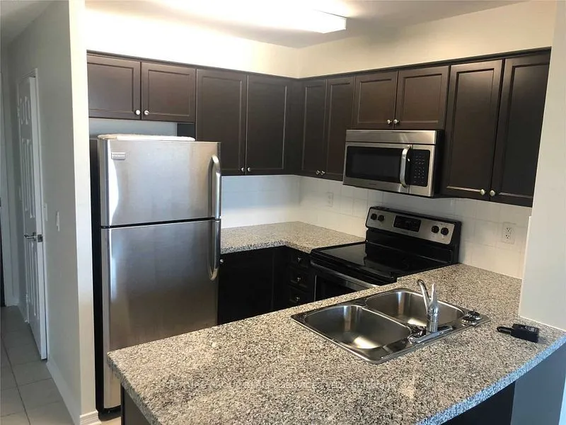 3 Michael Power Place, #Ph05