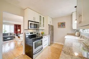 33 Groveland Crescent