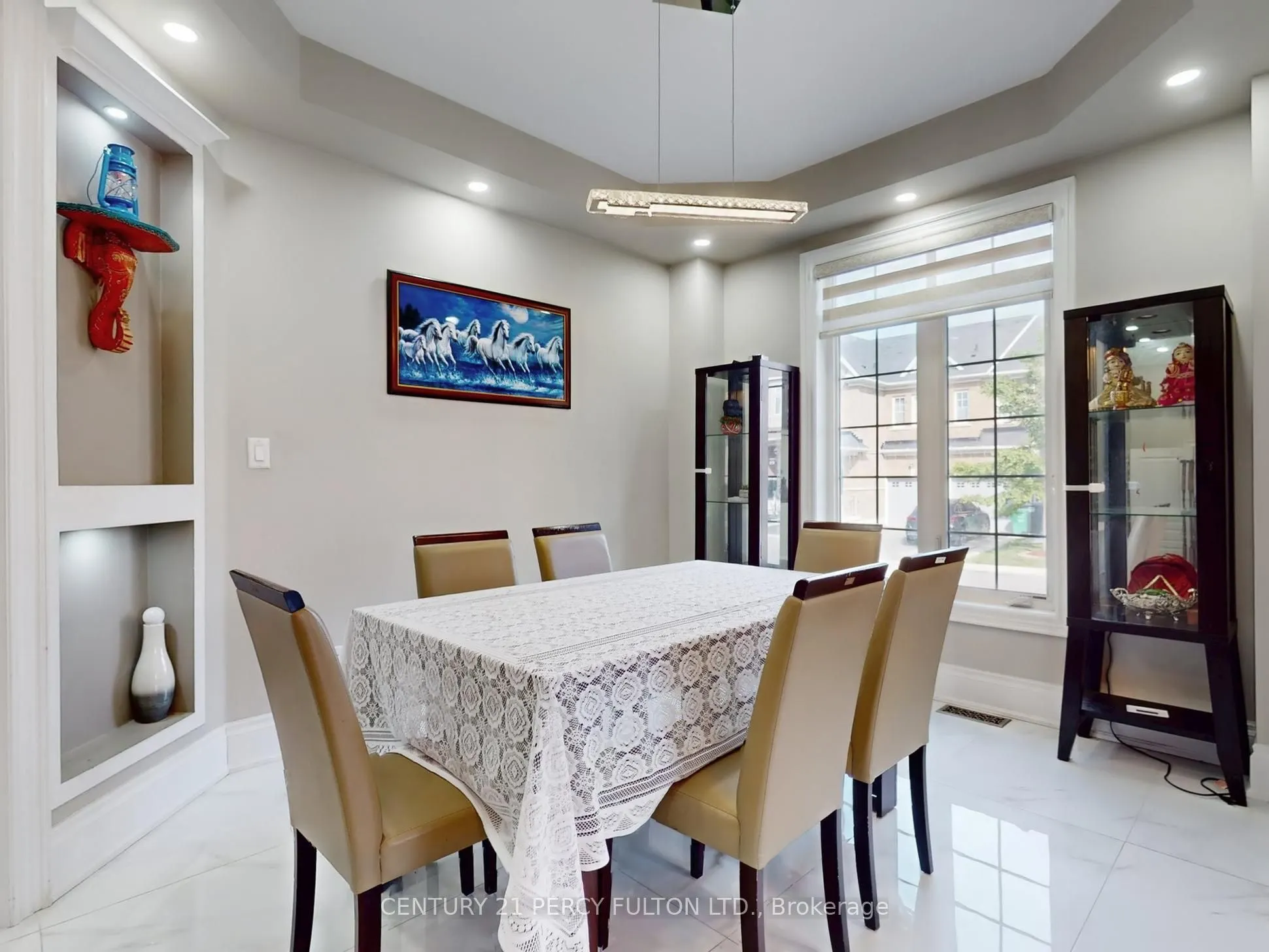 96 Humberstone Crescent