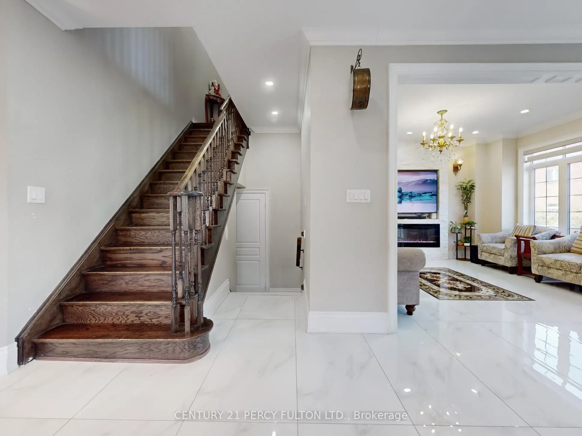 96 Humberstone Crescent