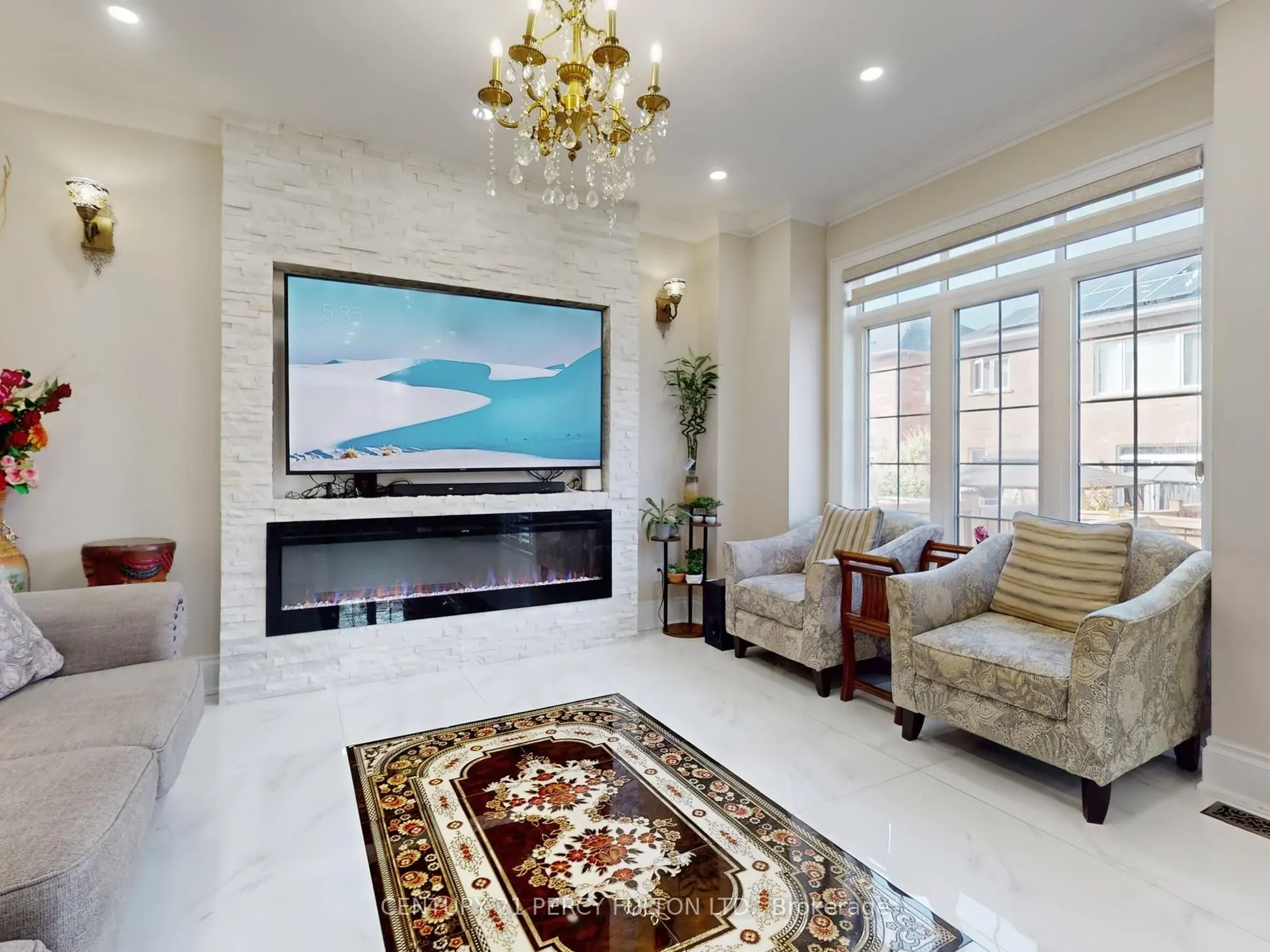 96 Humberstone Crescent