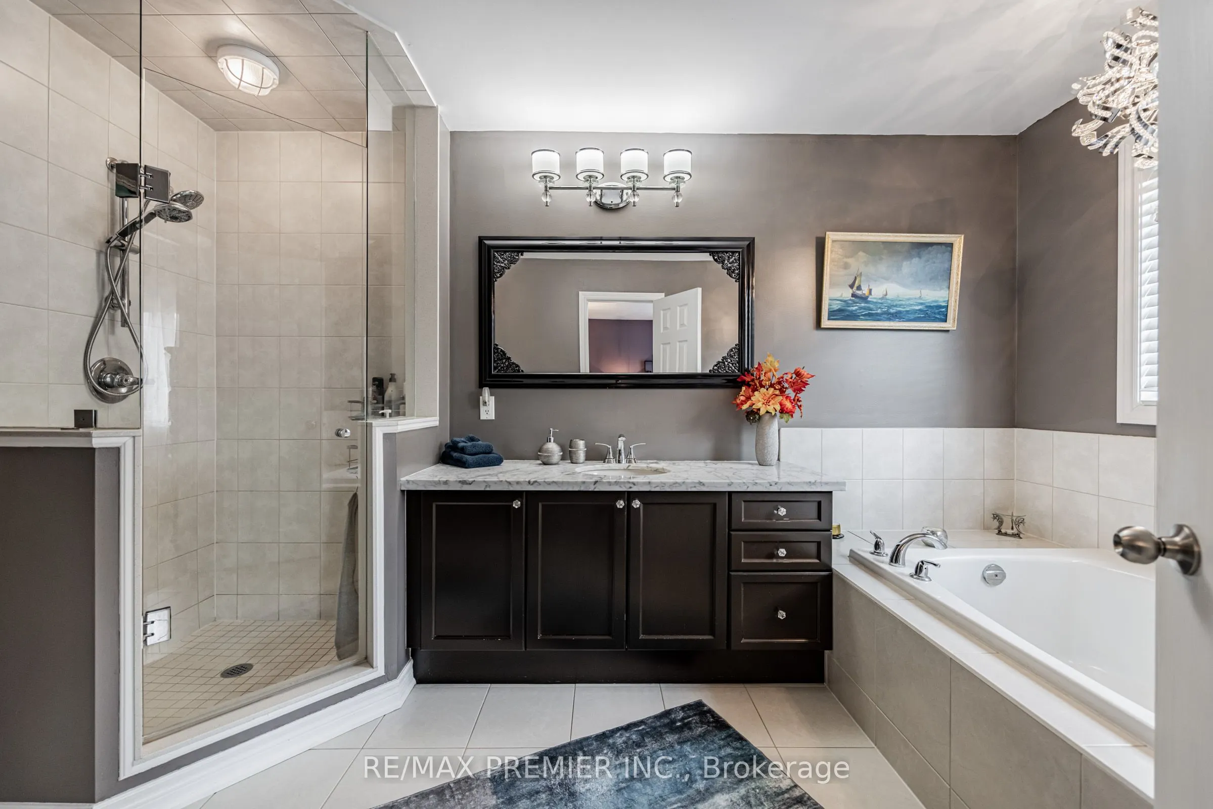 935 Transom Crescent