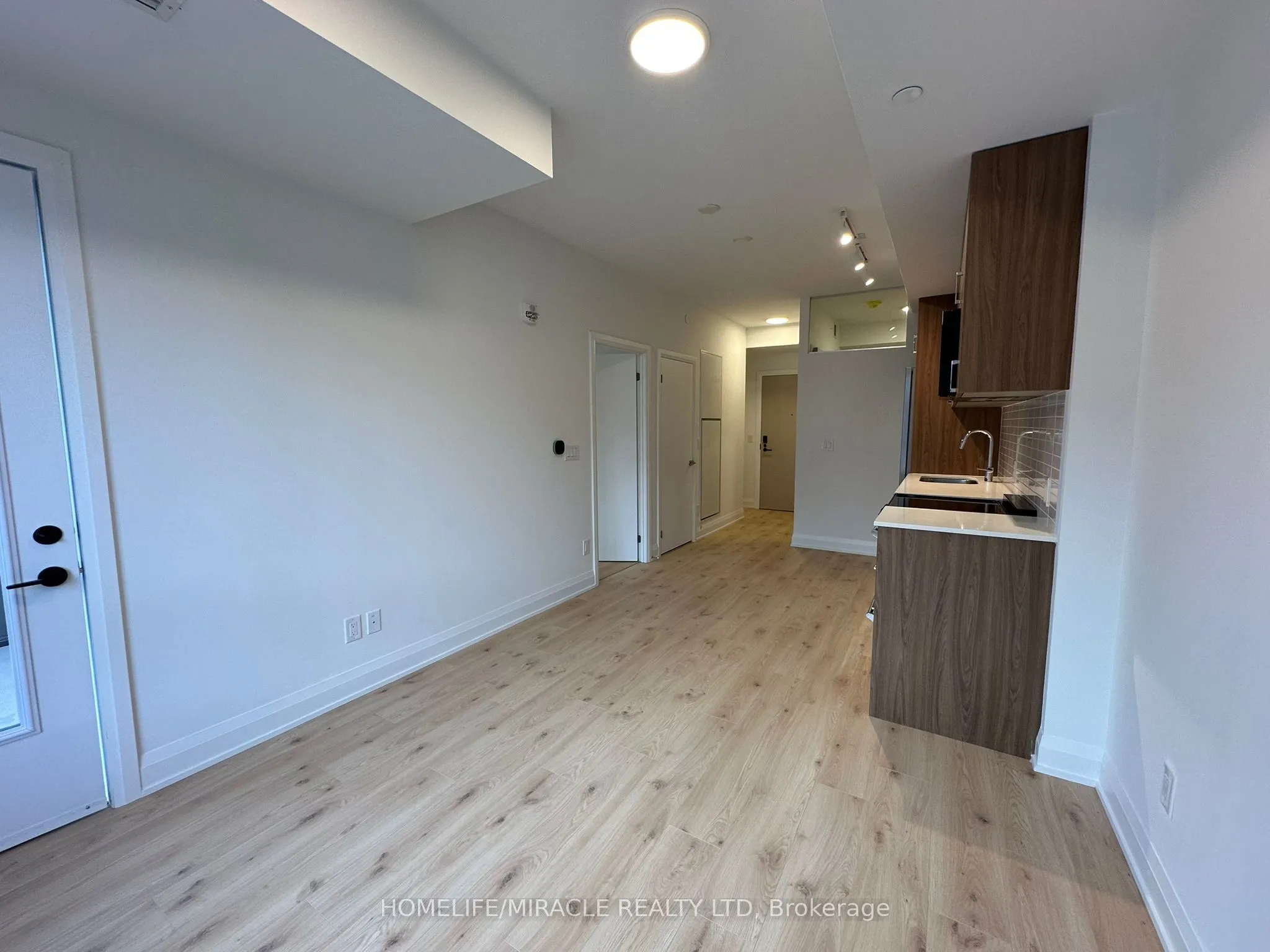 3250 Carding Mill Trail, #421