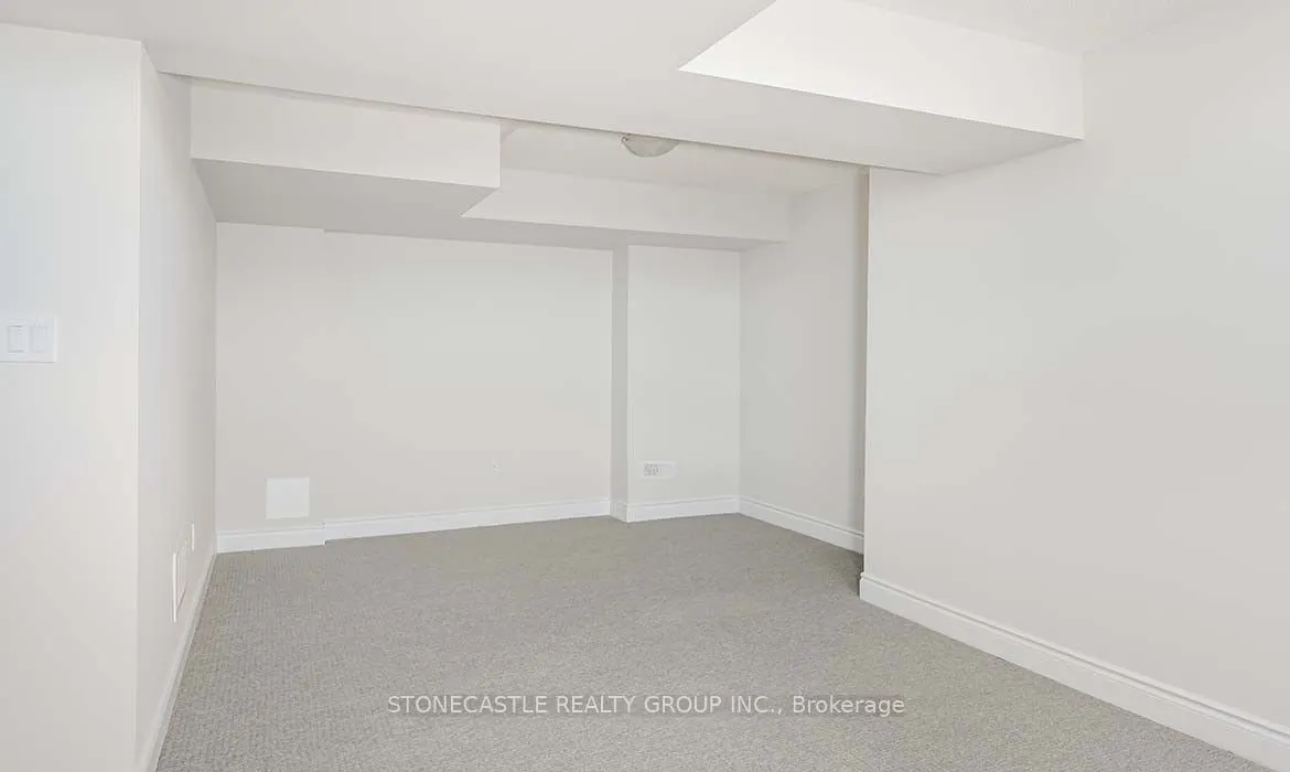 1378 Courtleigh Trail