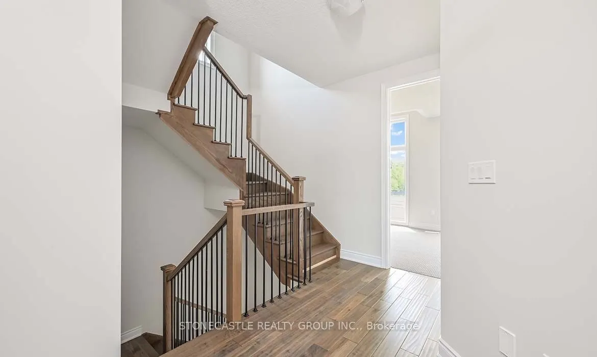 1378 Courtleigh Trail