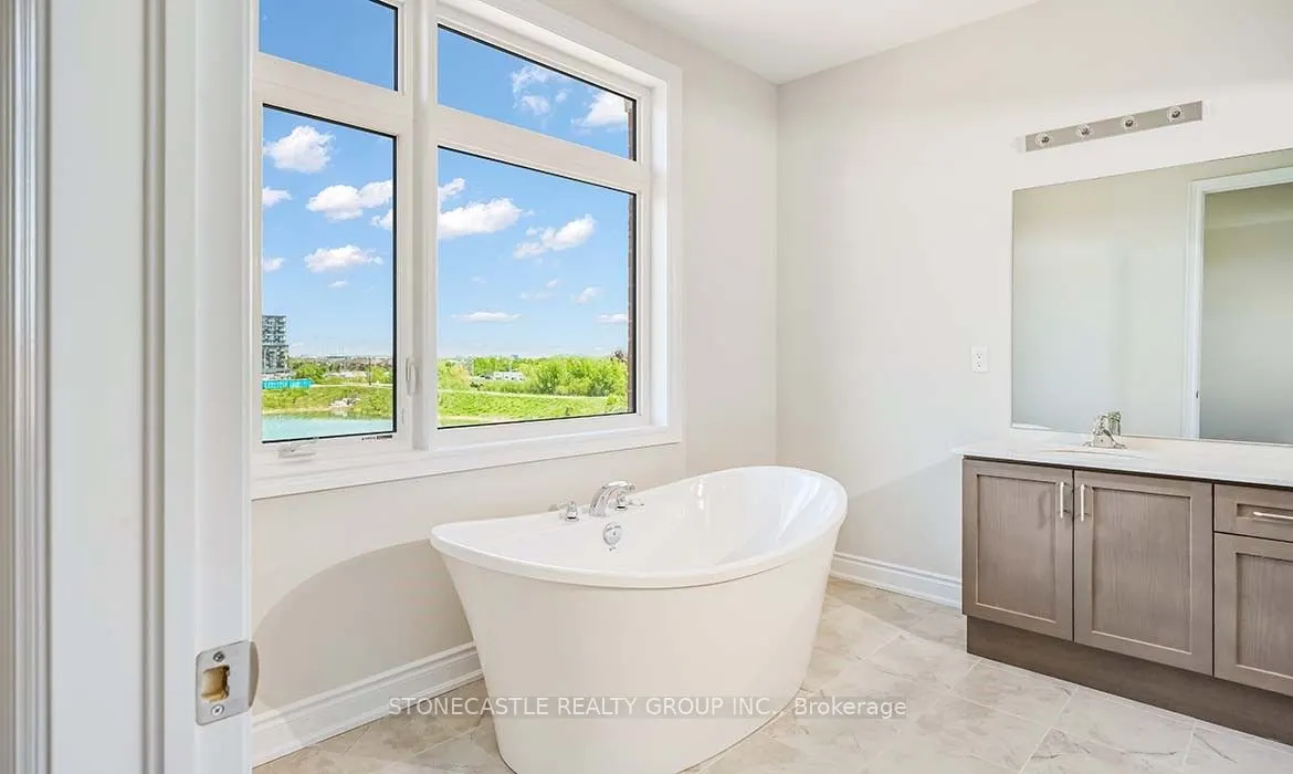 1378 Courtleigh Trail