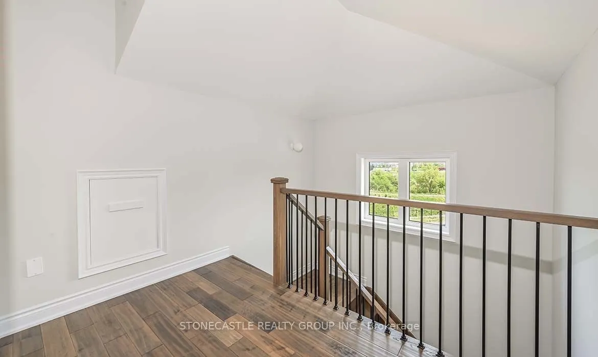 1378 Courtleigh Trail