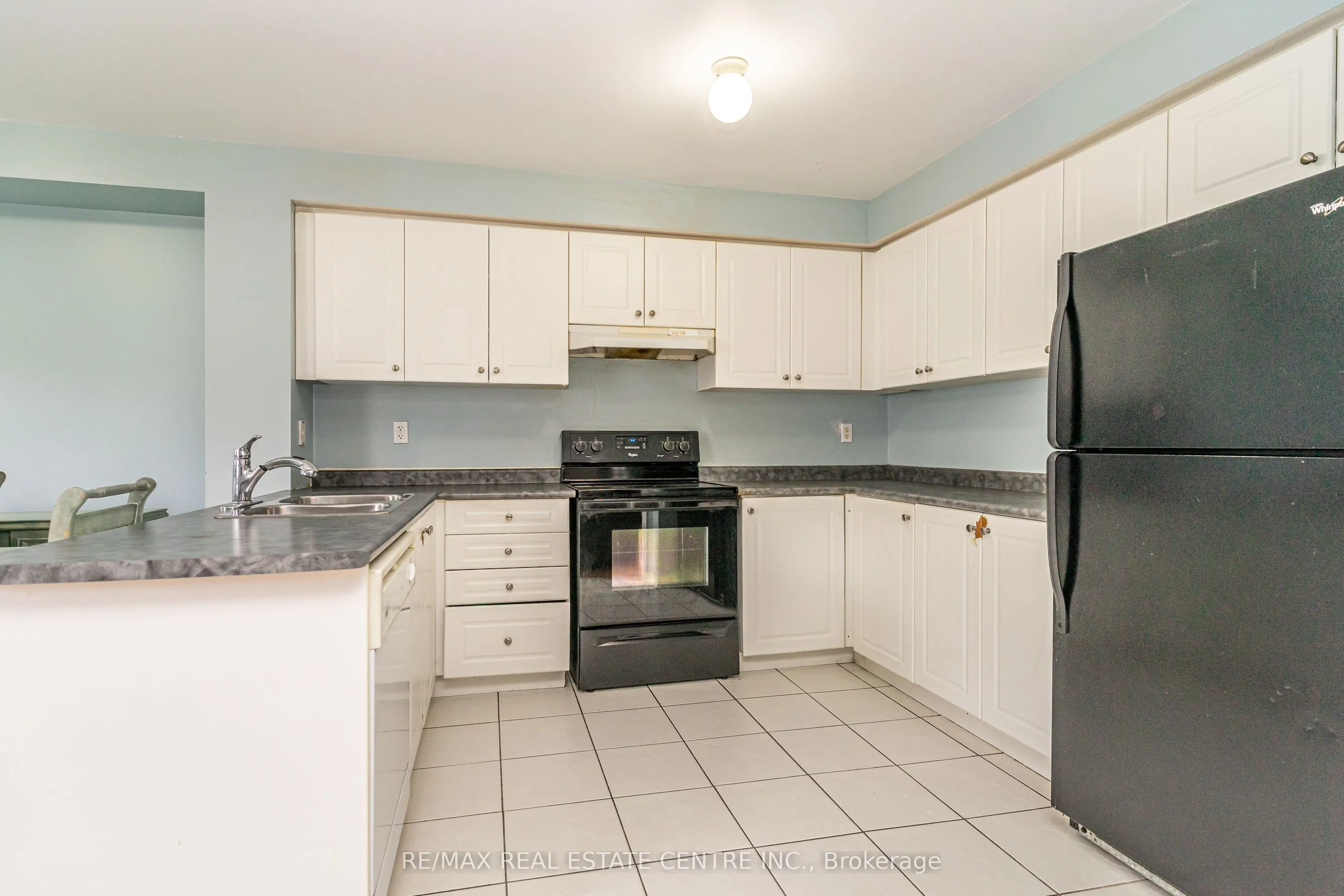 43 Trumpet Valley Boulevard