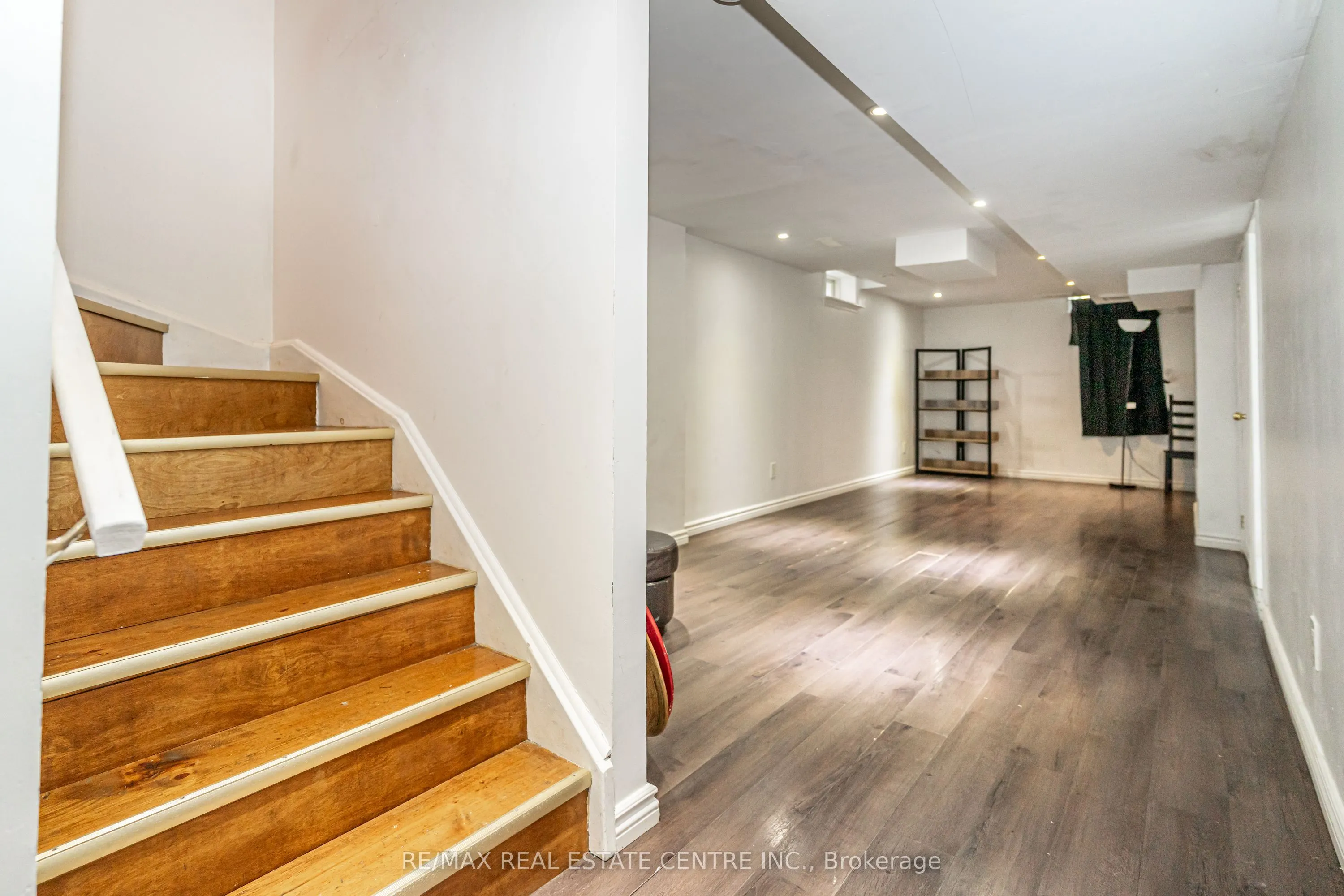 43 Trumpet Valley Boulevard