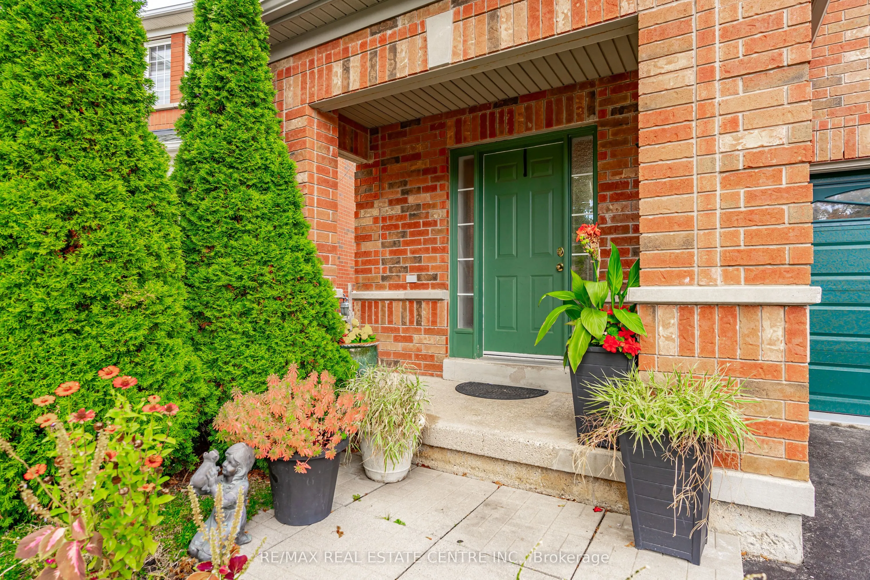 43 Trumpet Valley Boulevard