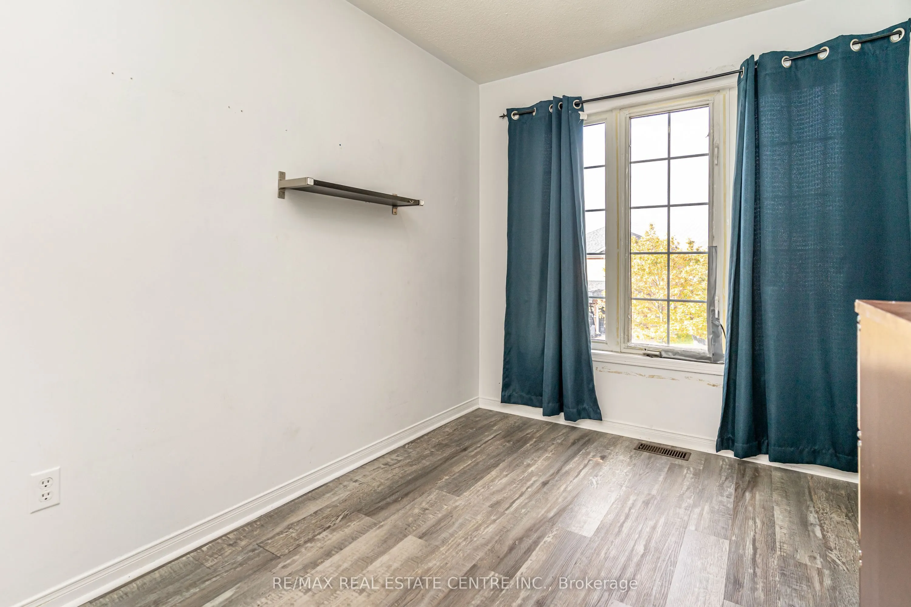 43 Trumpet Valley Boulevard