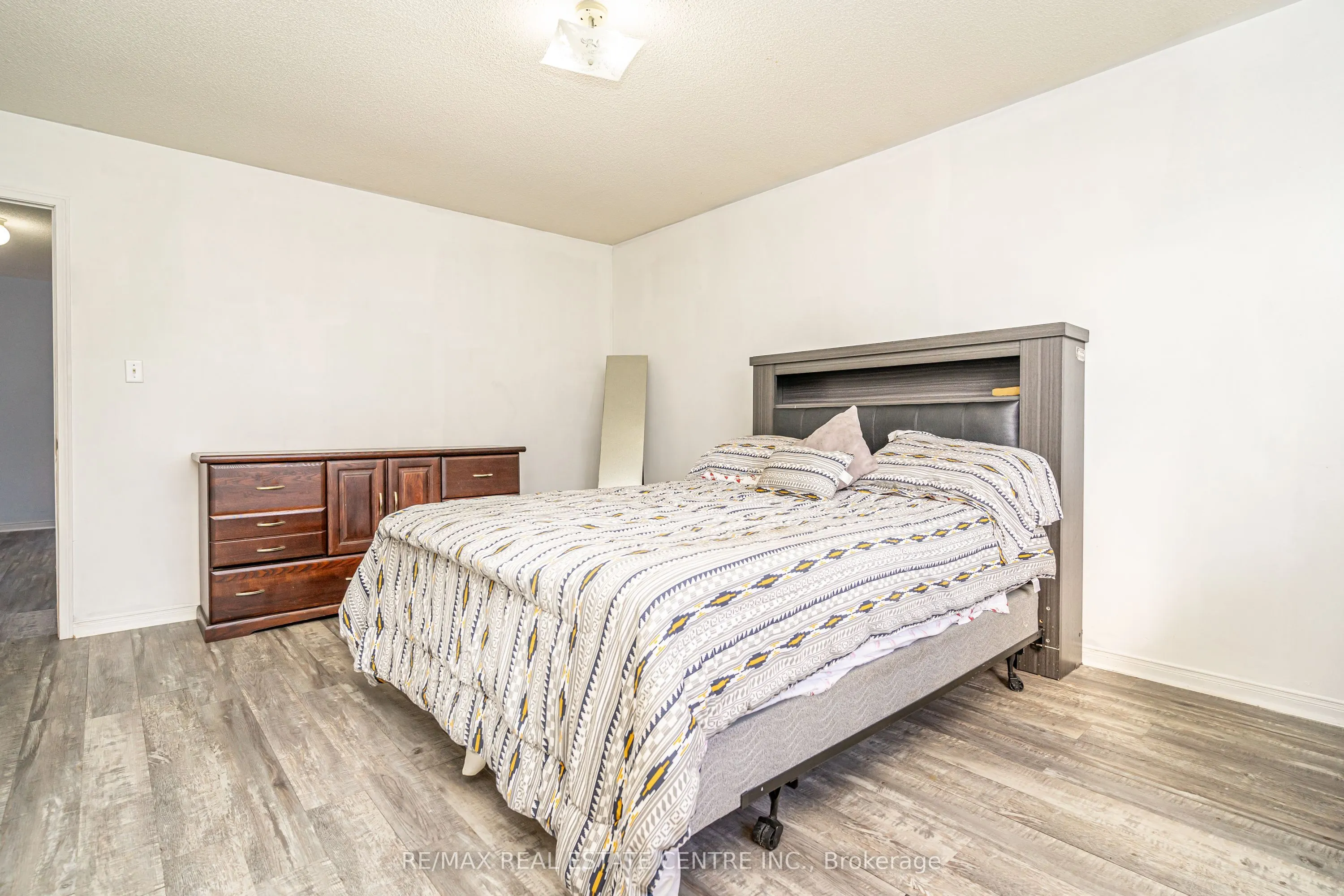 43 Trumpet Valley Boulevard