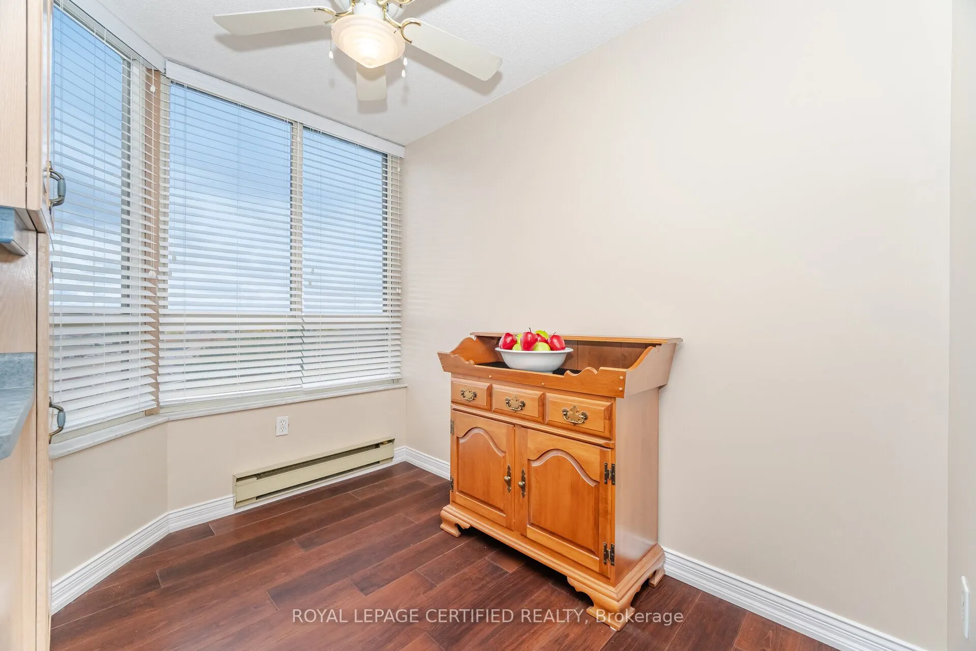 20 Cherrytree Drive, #603