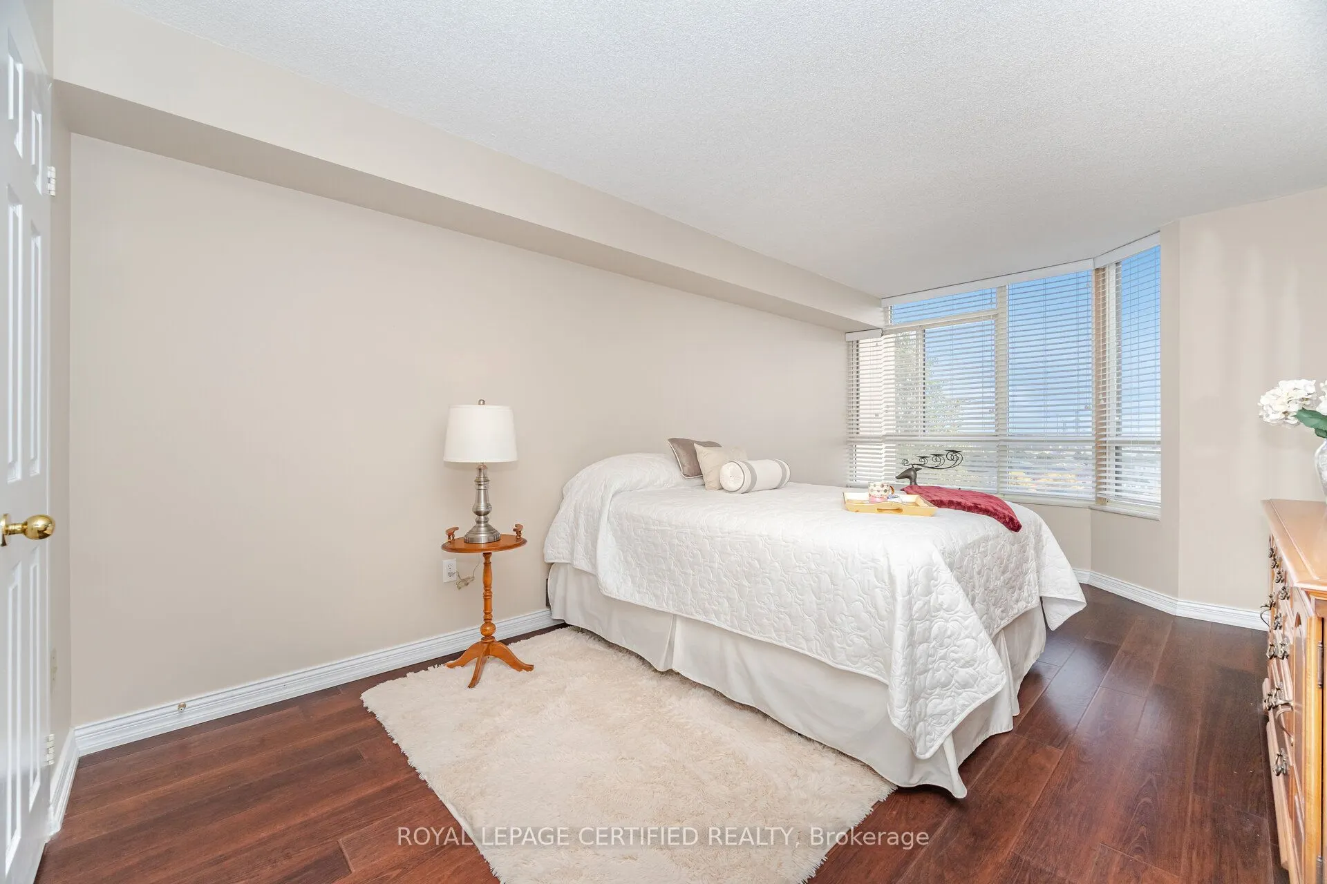 20 Cherrytree Drive, #603