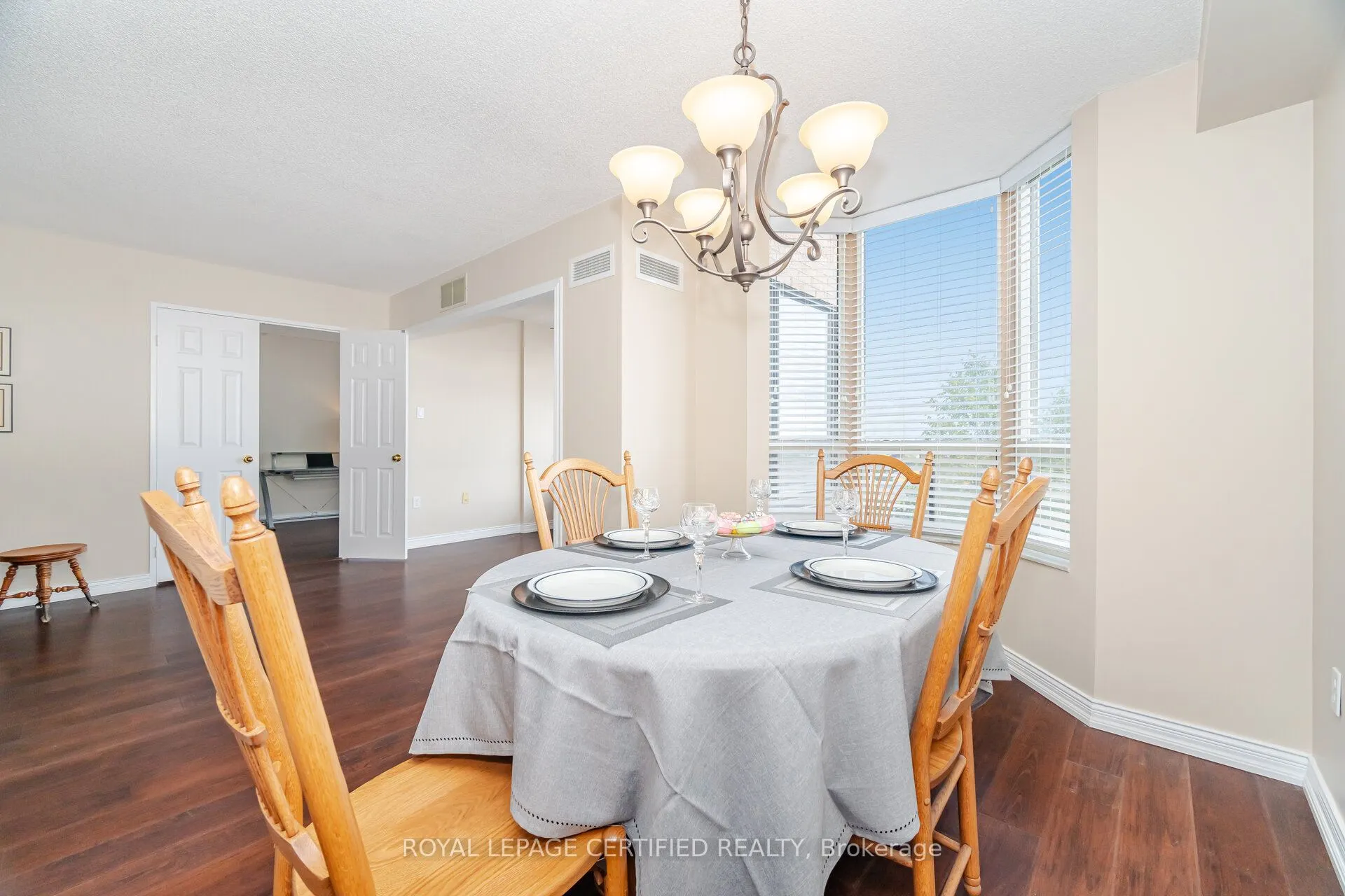 20 Cherrytree Drive, #603