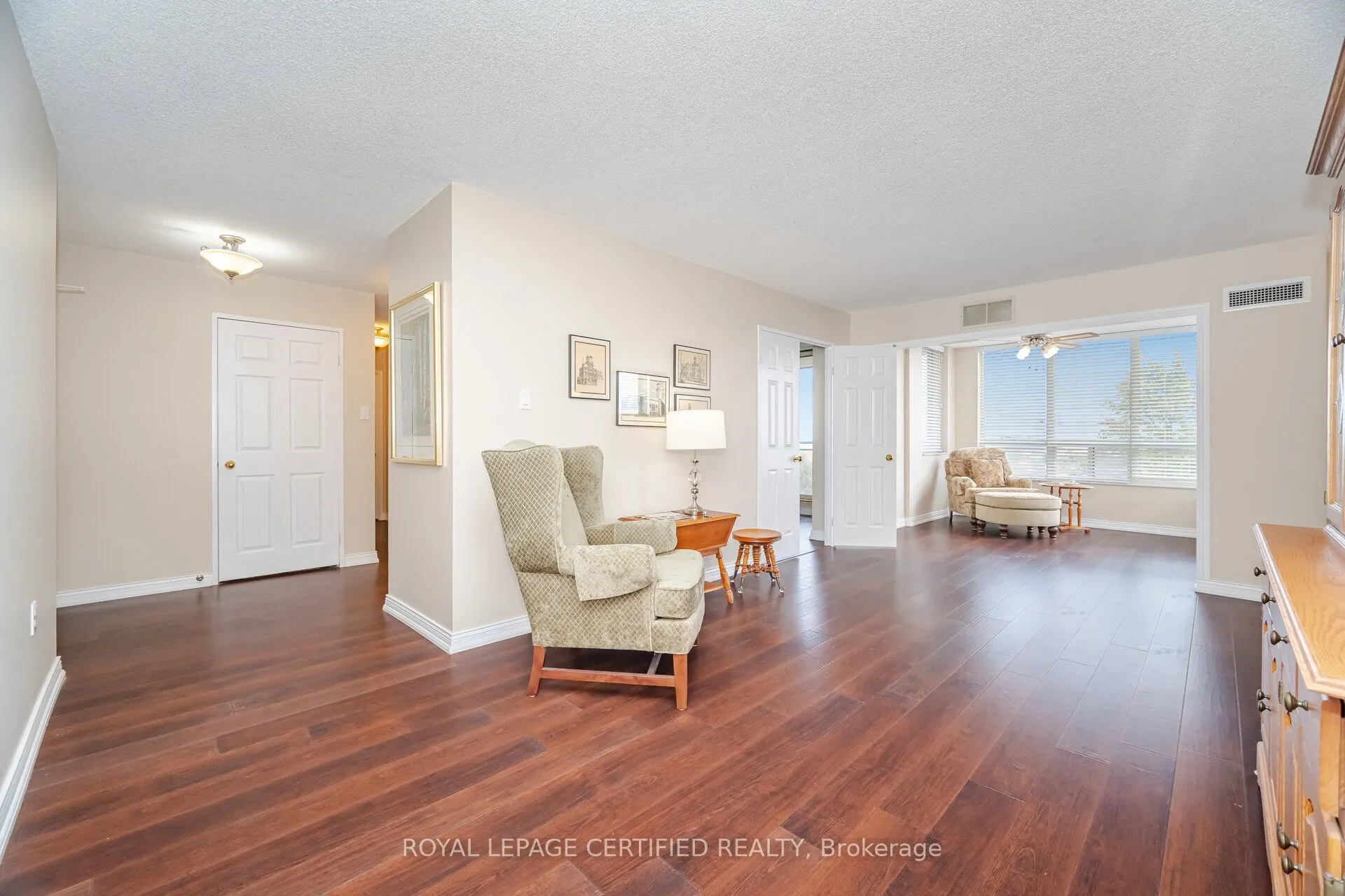 20 Cherrytree Drive, #603