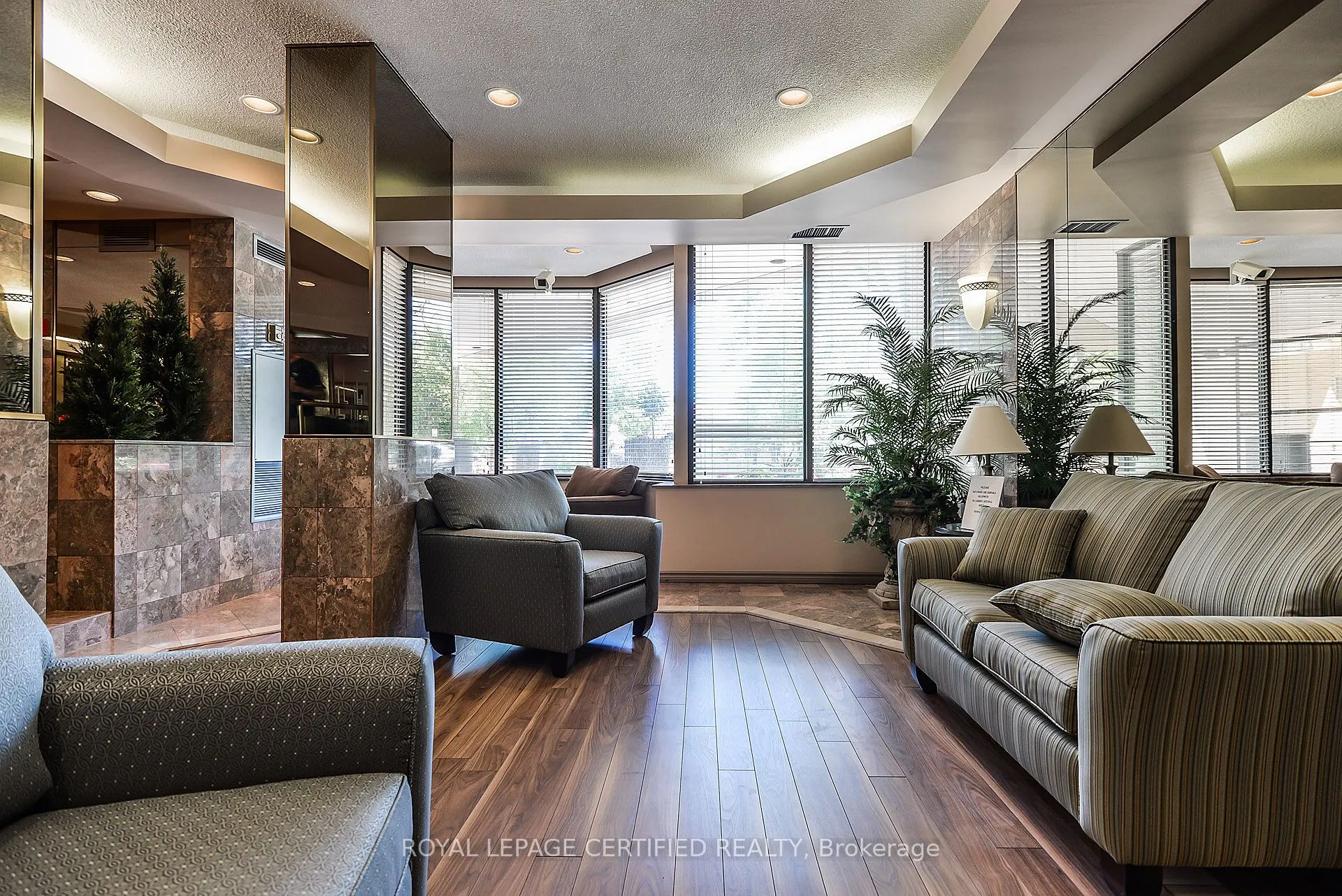 20 Cherrytree Drive, #603