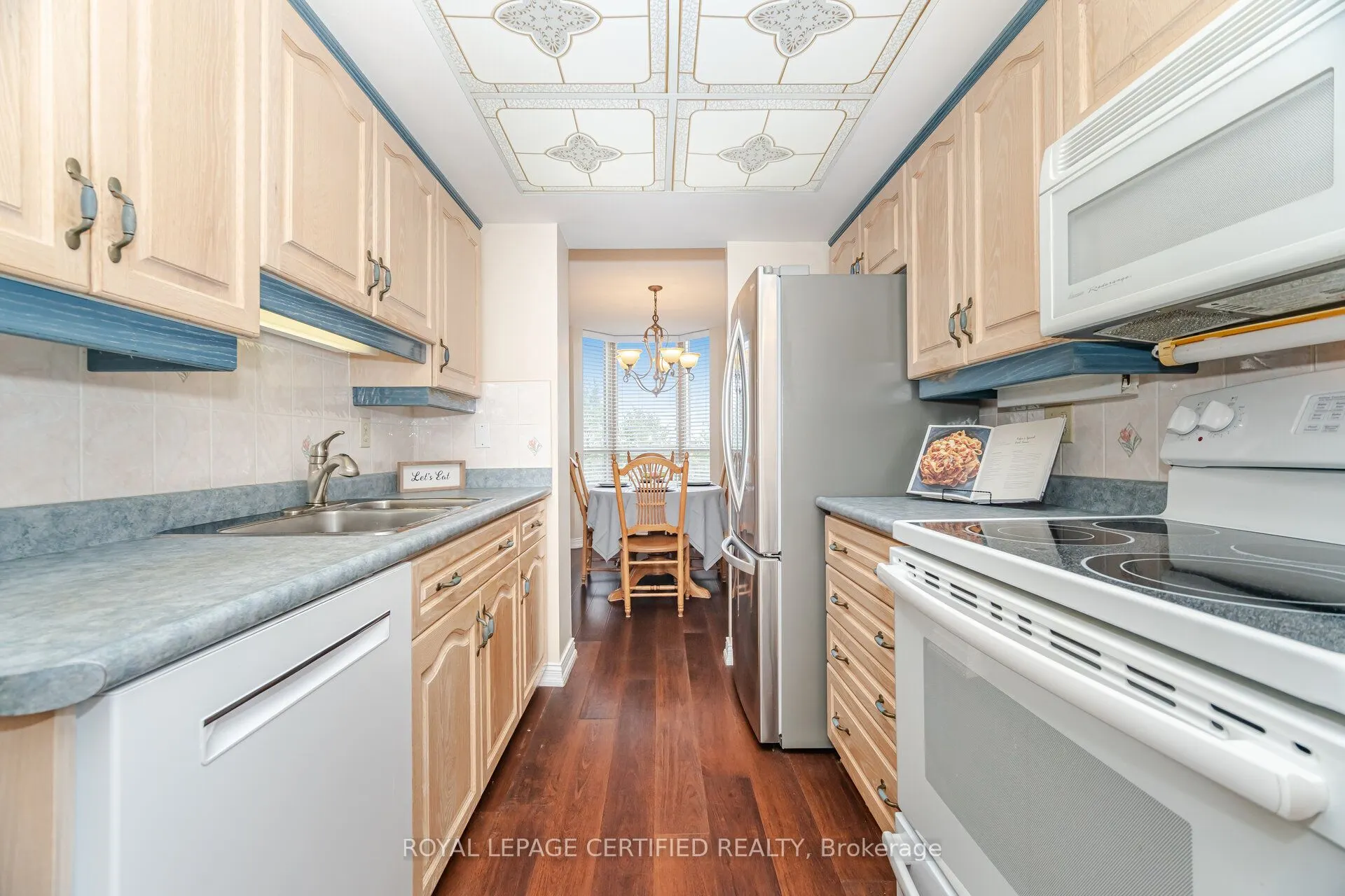 20 Cherrytree Drive, #603