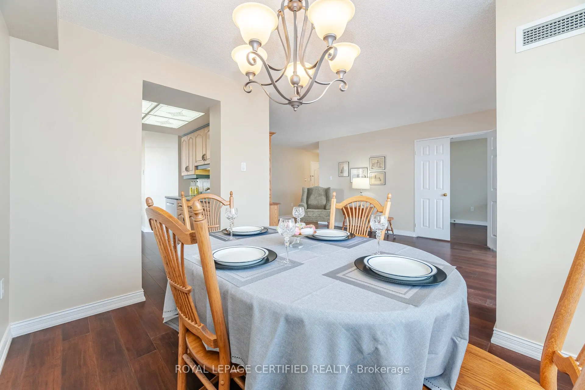 20 Cherrytree Drive, #603