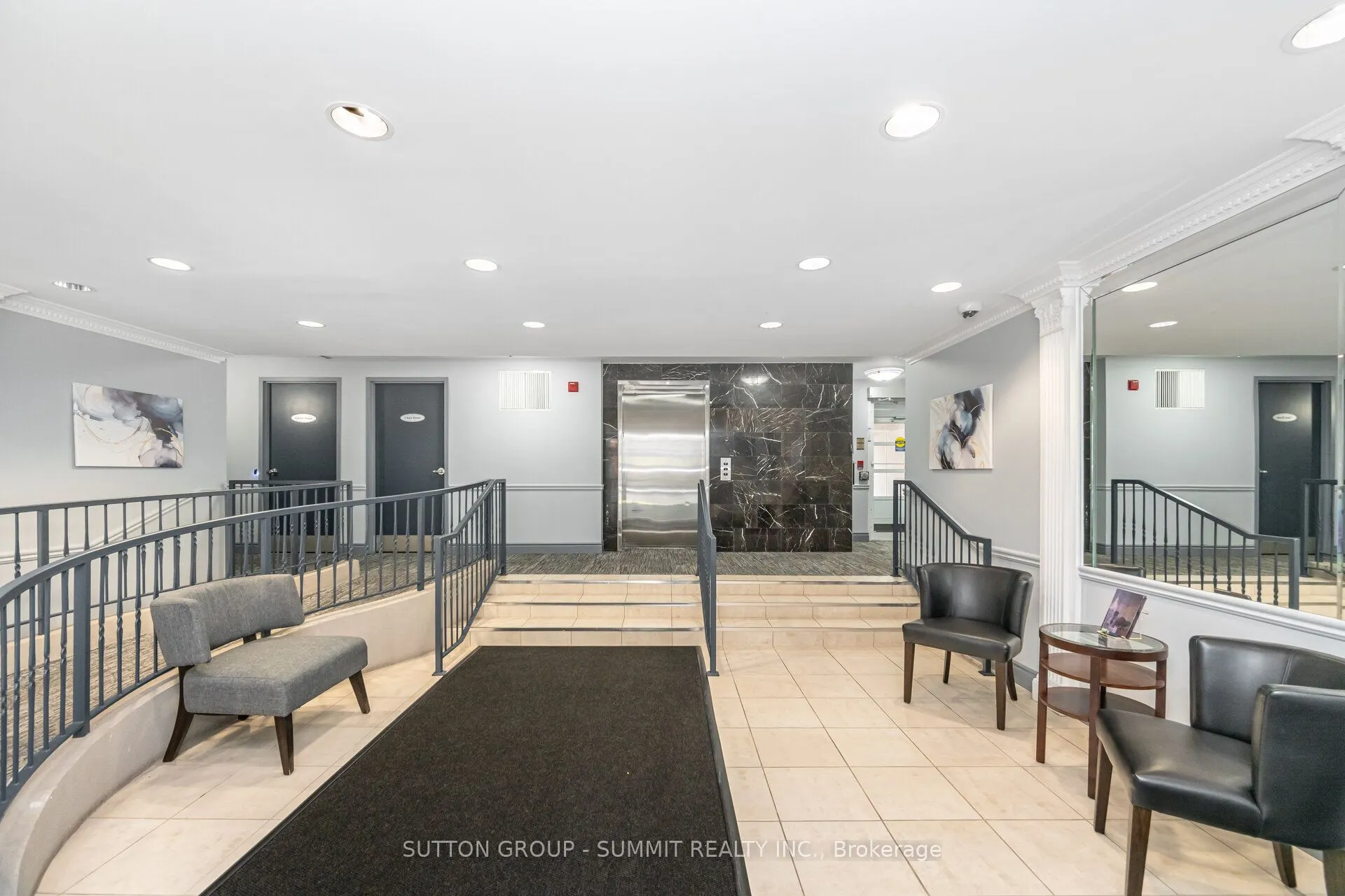 2300 Parkhaven Boulevard, #207