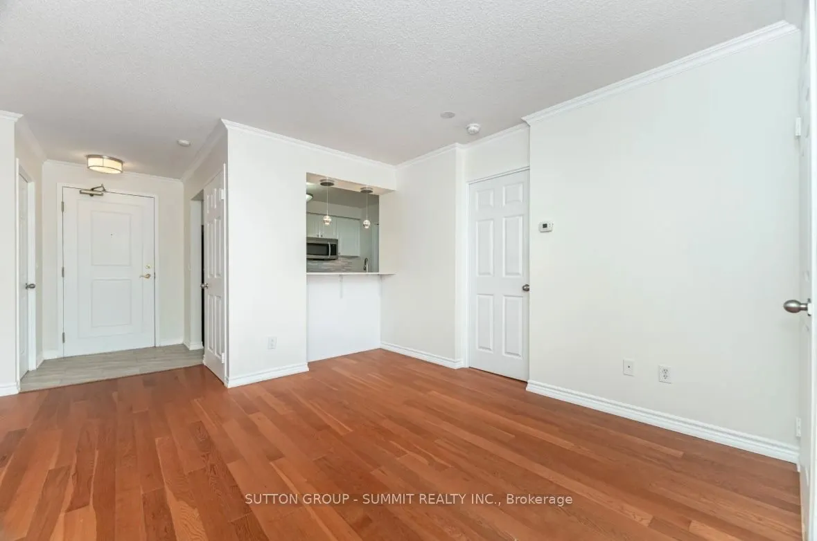 2300 Parkhaven Boulevard, #207