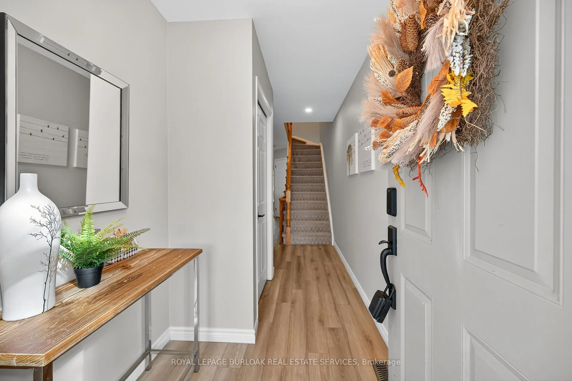 2015 Cleaver Avenue, #28