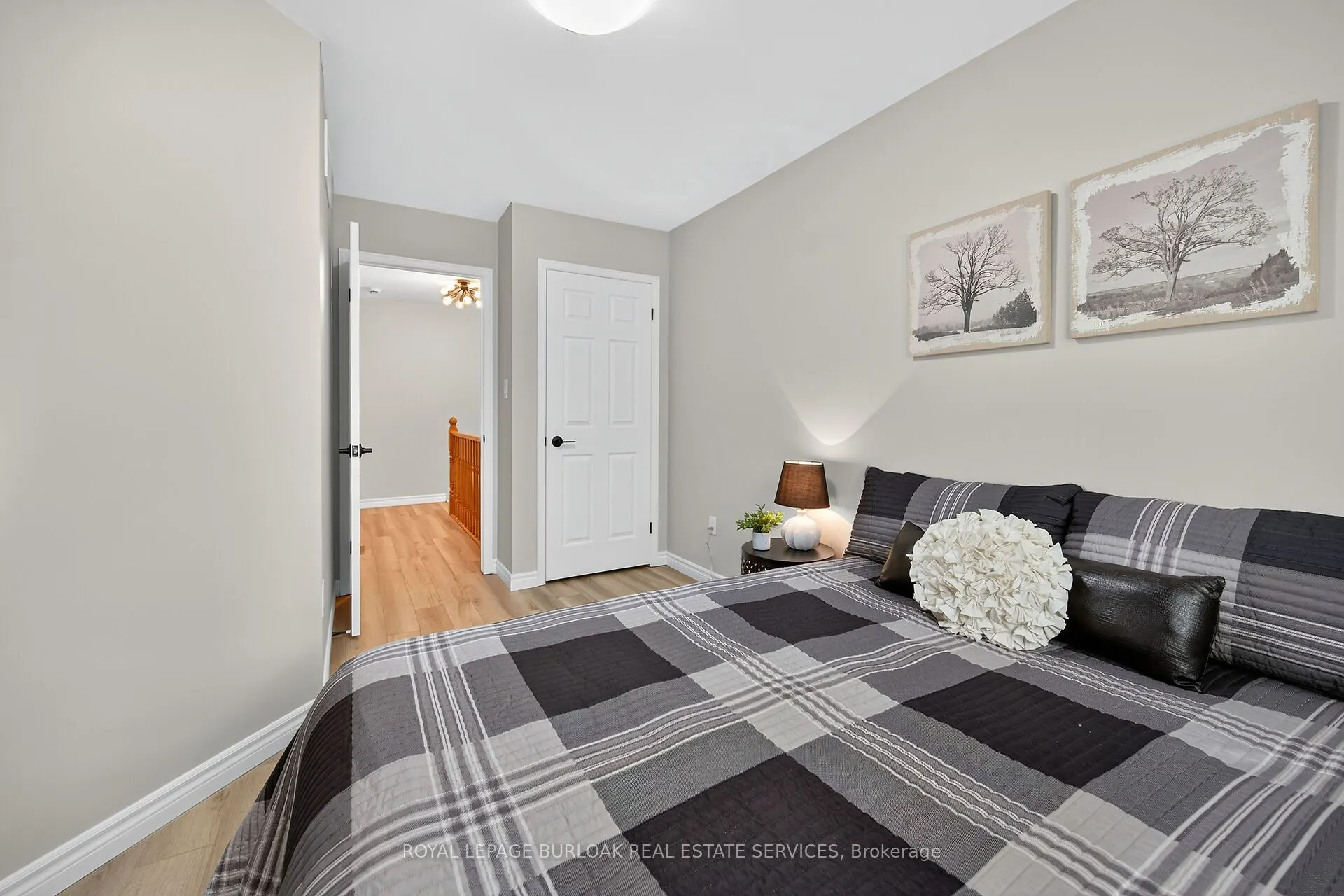 2015 Cleaver Avenue, #28