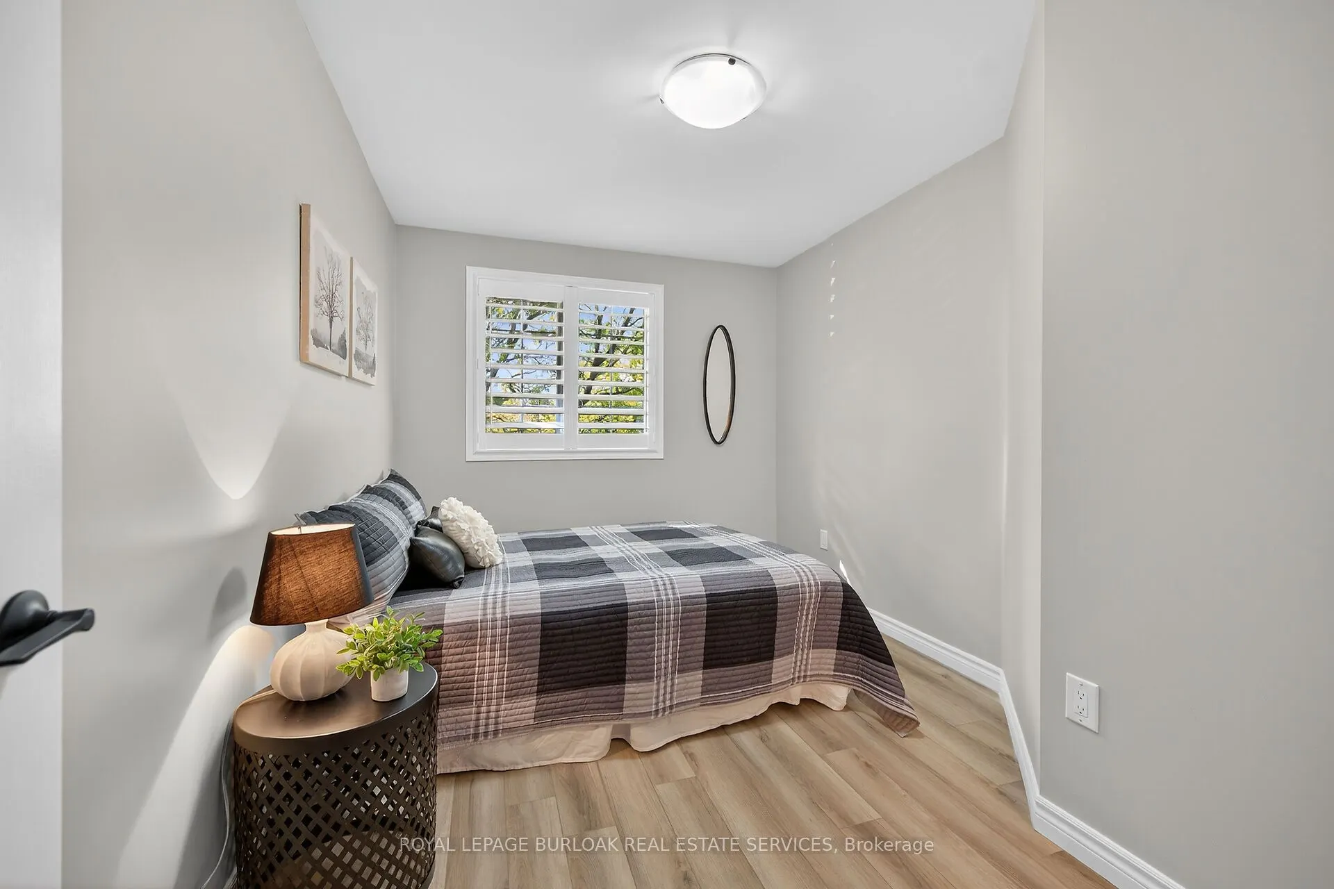 2015 Cleaver Avenue, #28