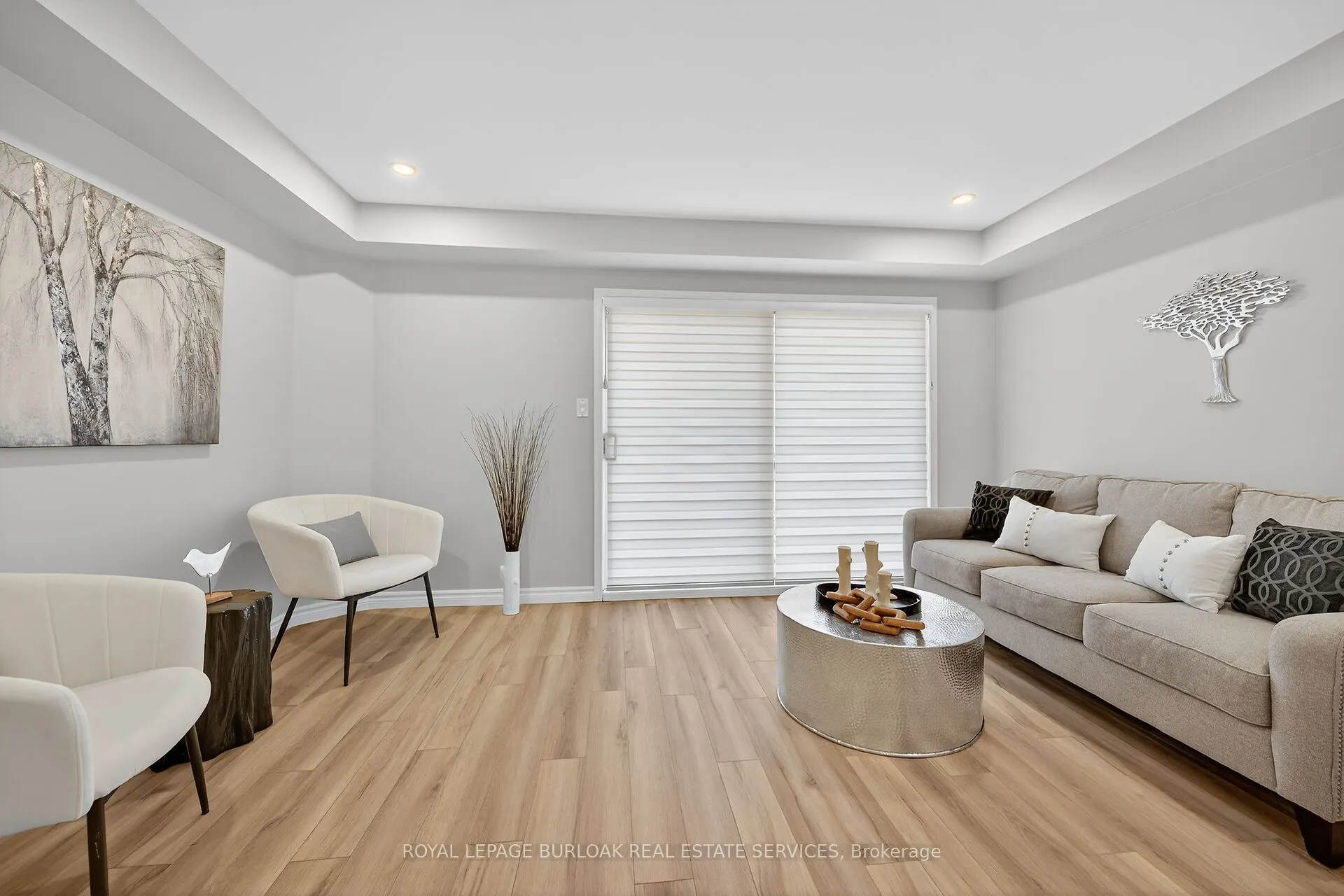 2015 Cleaver Avenue, #28