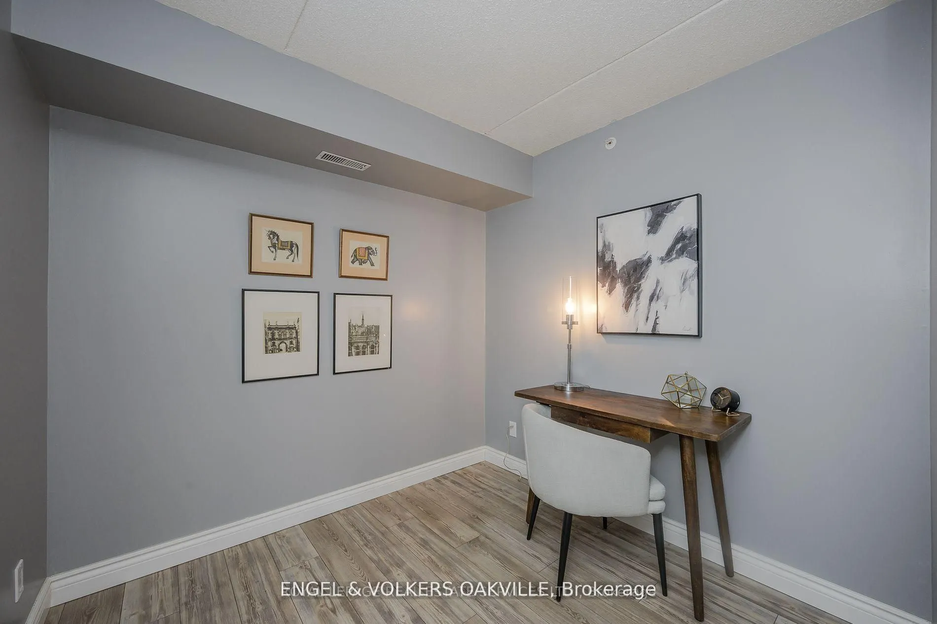 1810 Walkers Line, #308