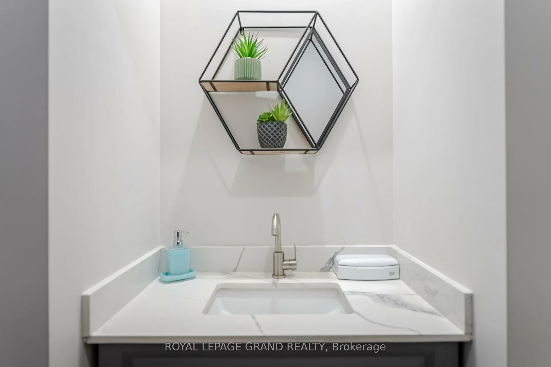 30 Melanie Drive, #Unit 5