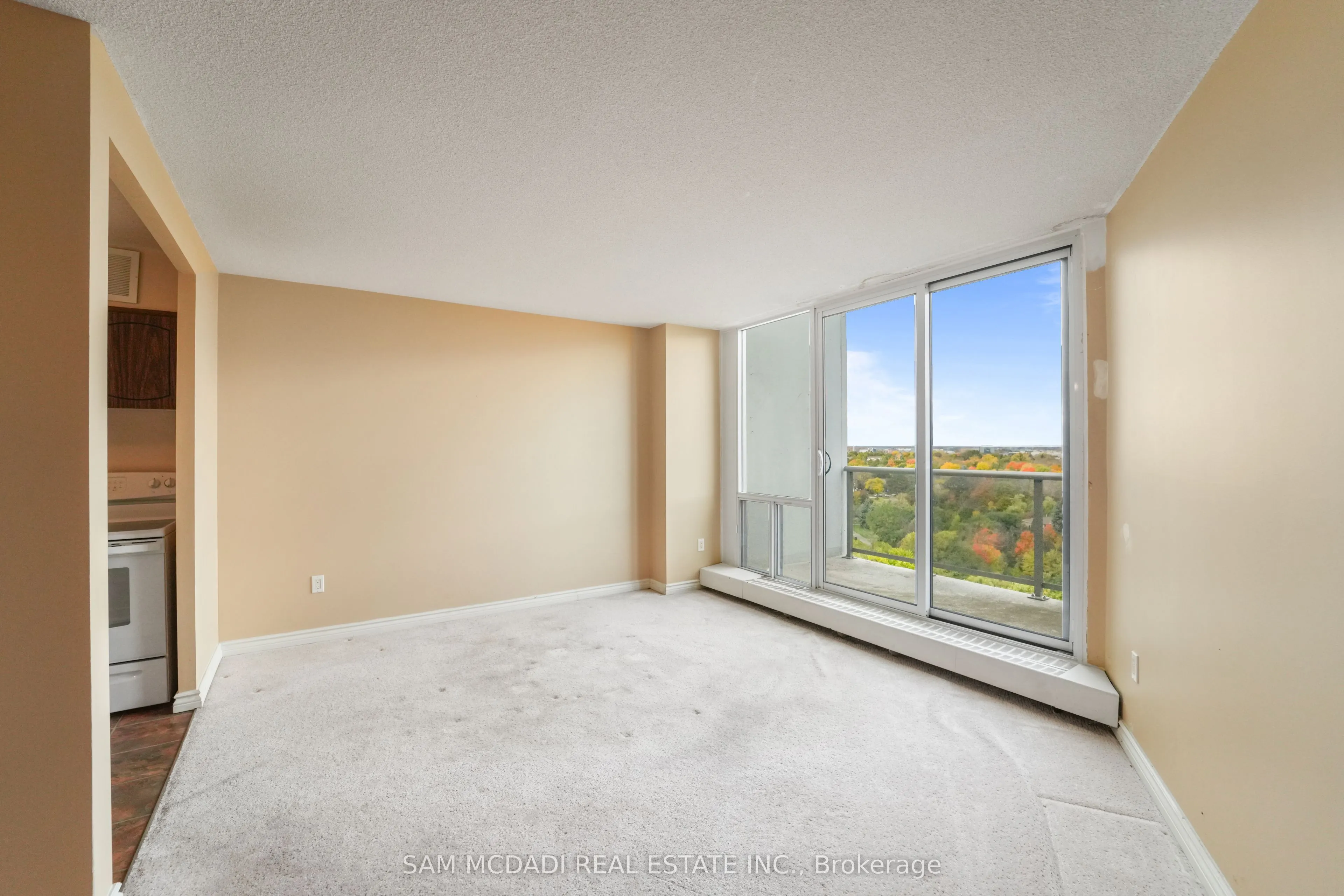 2665 Windwood Drive, #1102