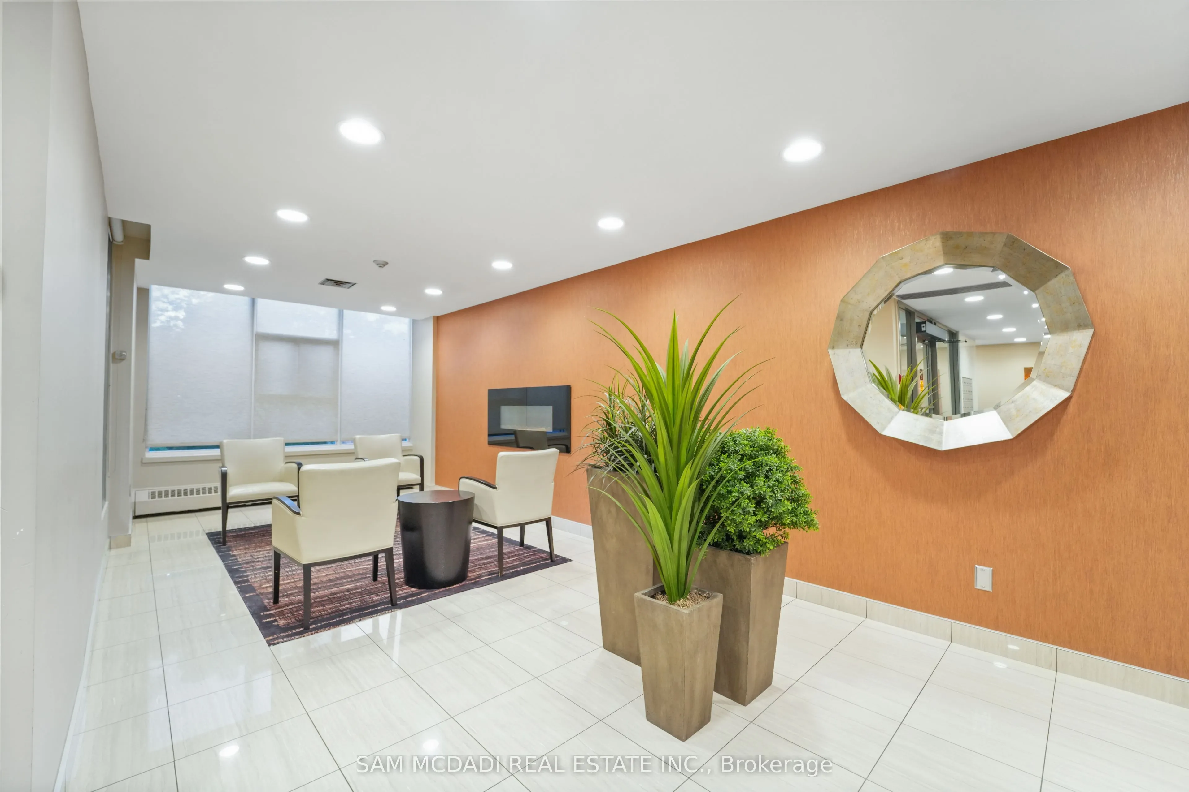 2665 Windwood Drive, #1102