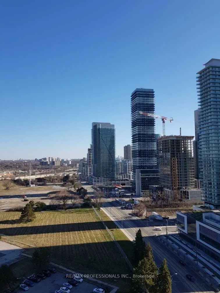 2200 Lake Shore Boulevard, #2107