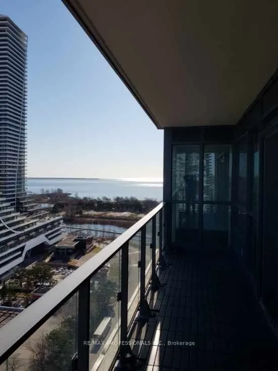 2200 Lake Shore Boulevard, #2107