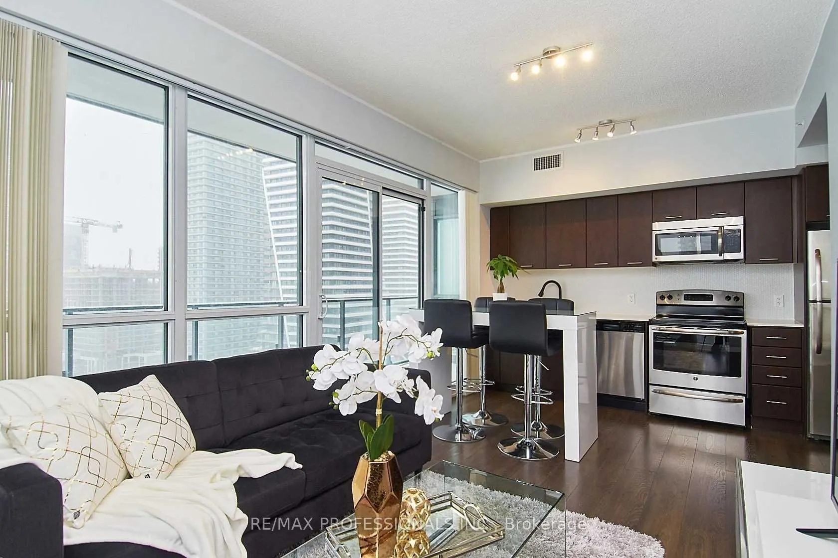 2200 Lake Shore Boulevard, #2107