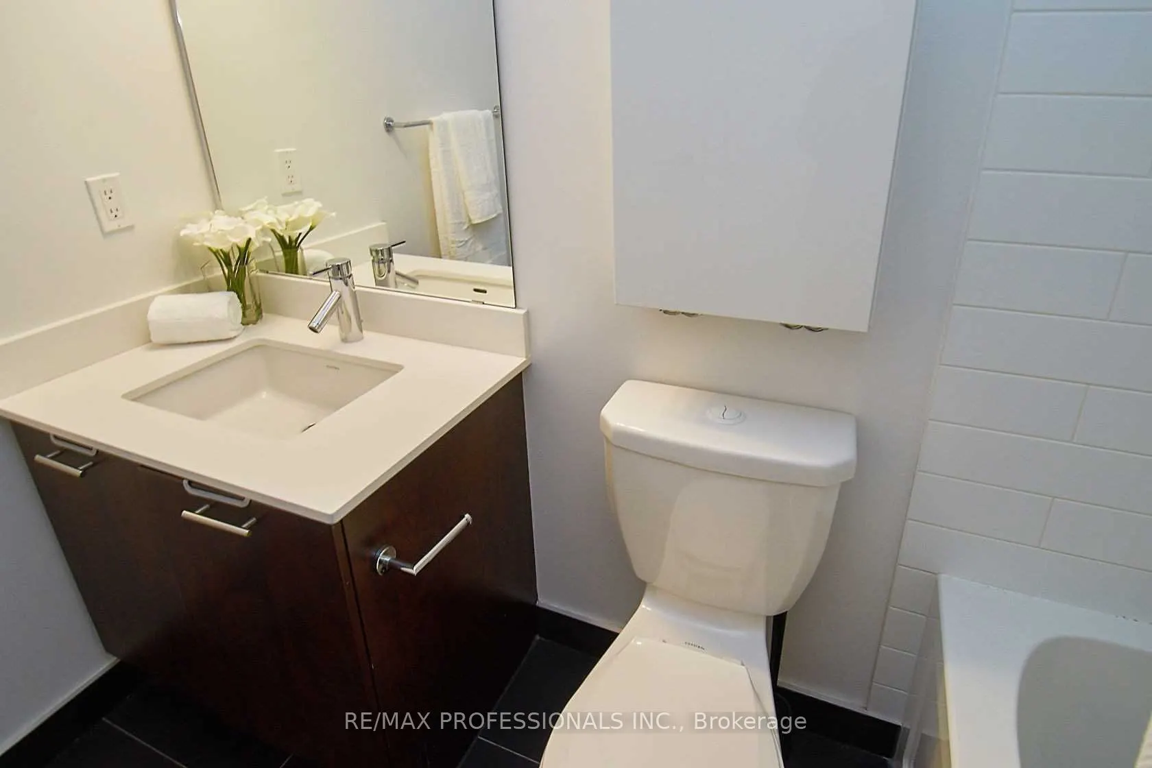 2200 Lake Shore Boulevard, #2107